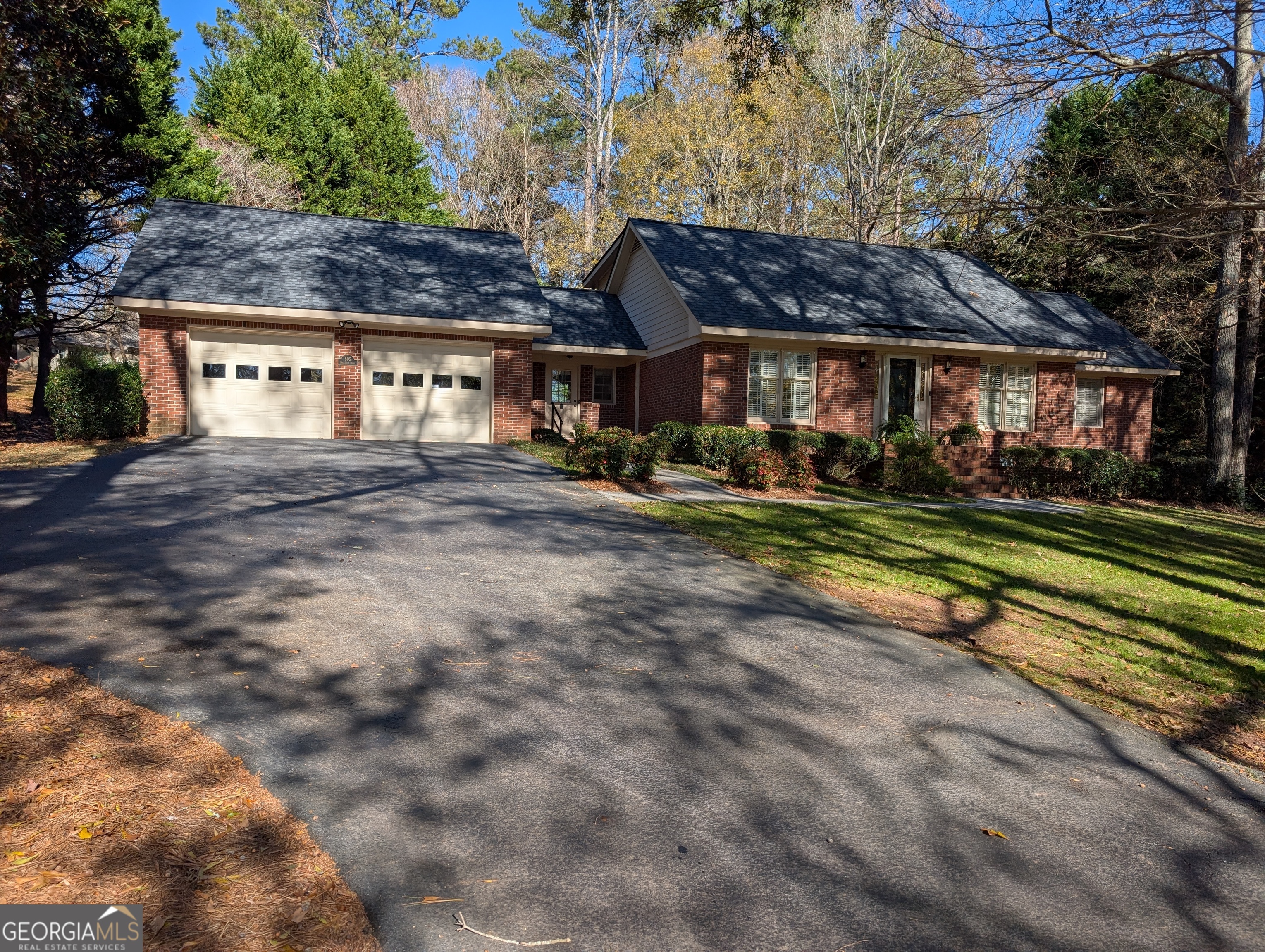 505 Breedlove Drive Property Photo 8