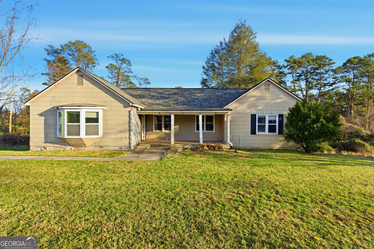 1805 Blue Ridge Drive Property Photo 1