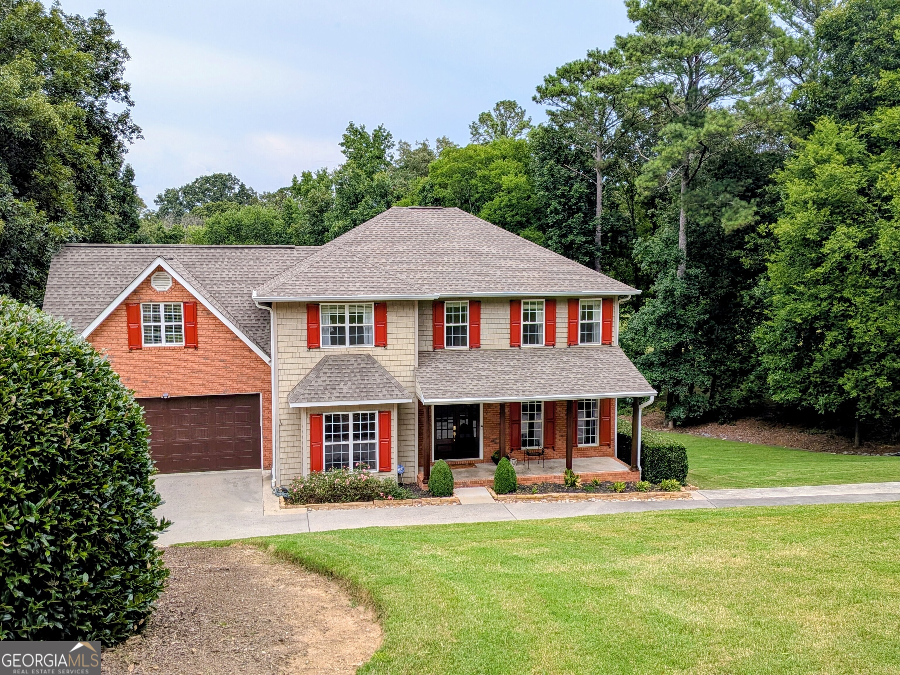355 Golf View Drive Property Photo 1