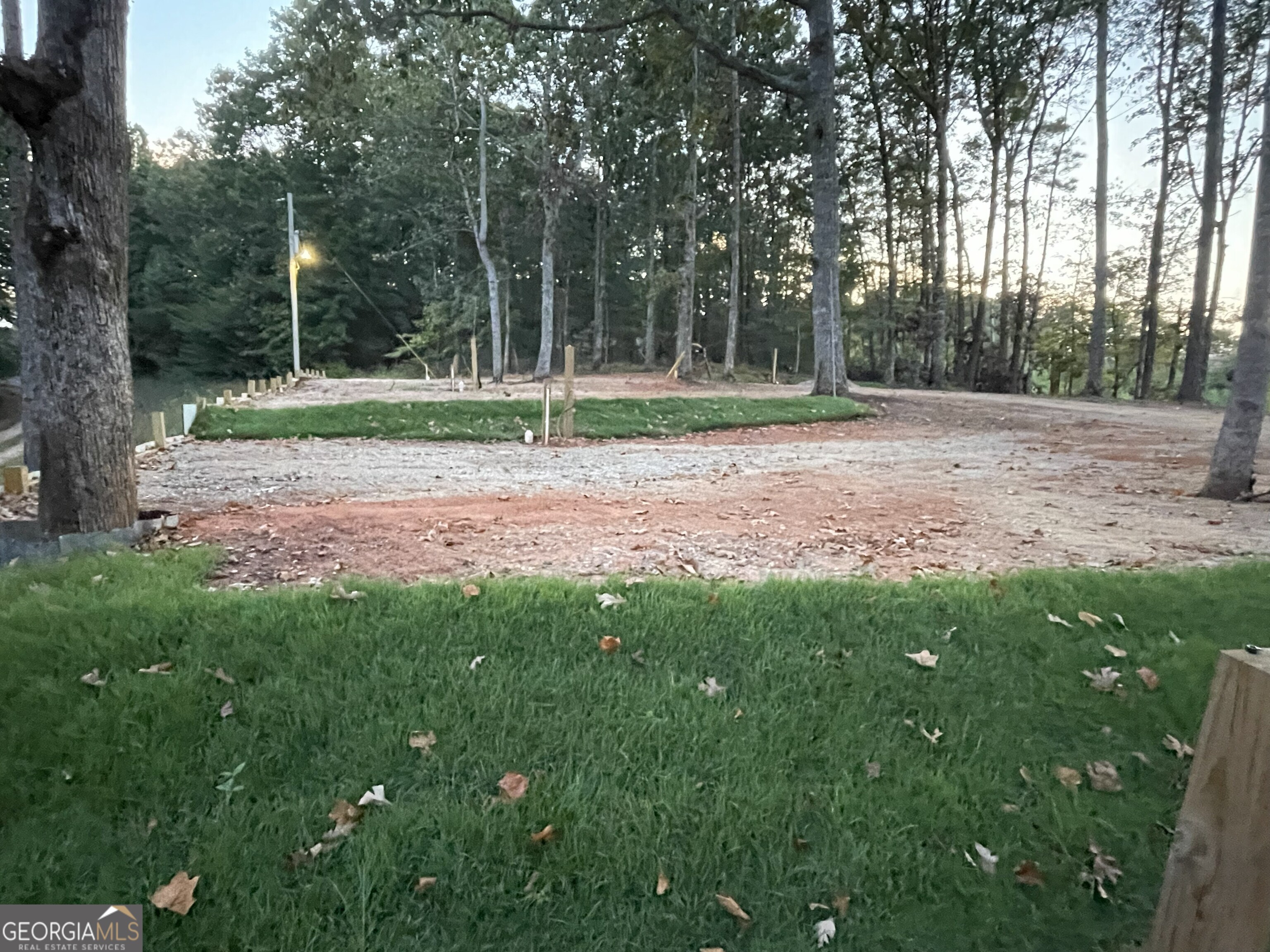 133 Lake Breeze Lane Property Photo 2