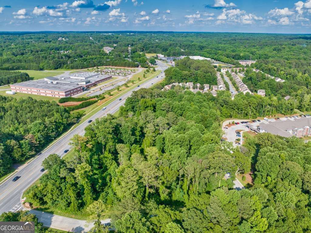 1330 Lawrenceville Highway Property Photo 7