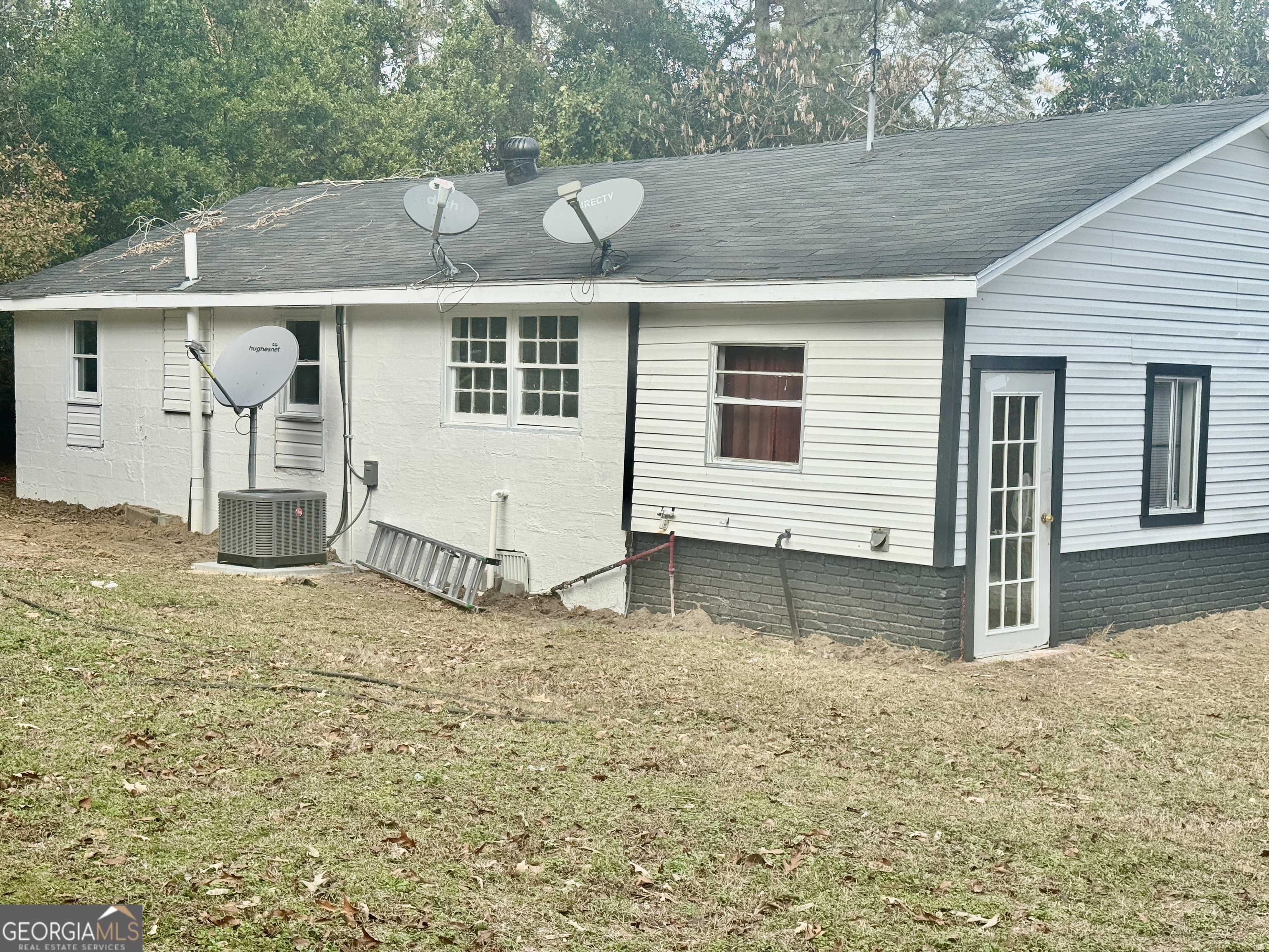 2326 Joe Wright Drive Property Photo 2