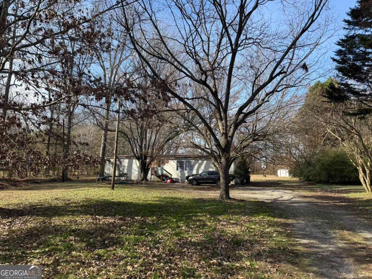 305 Brand Road Sw Property Photo 3