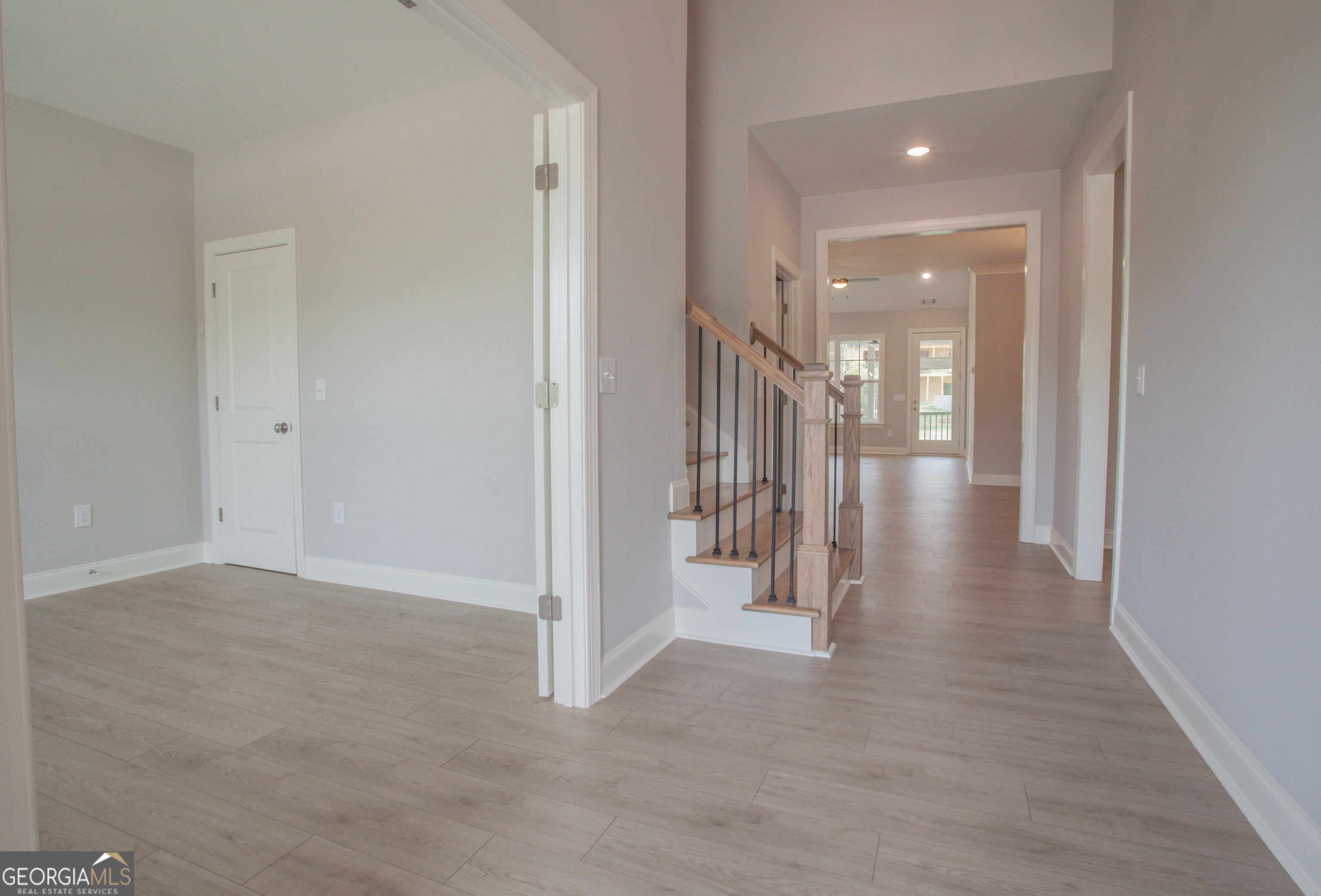 107 Magnolia Lane Property Photo 4