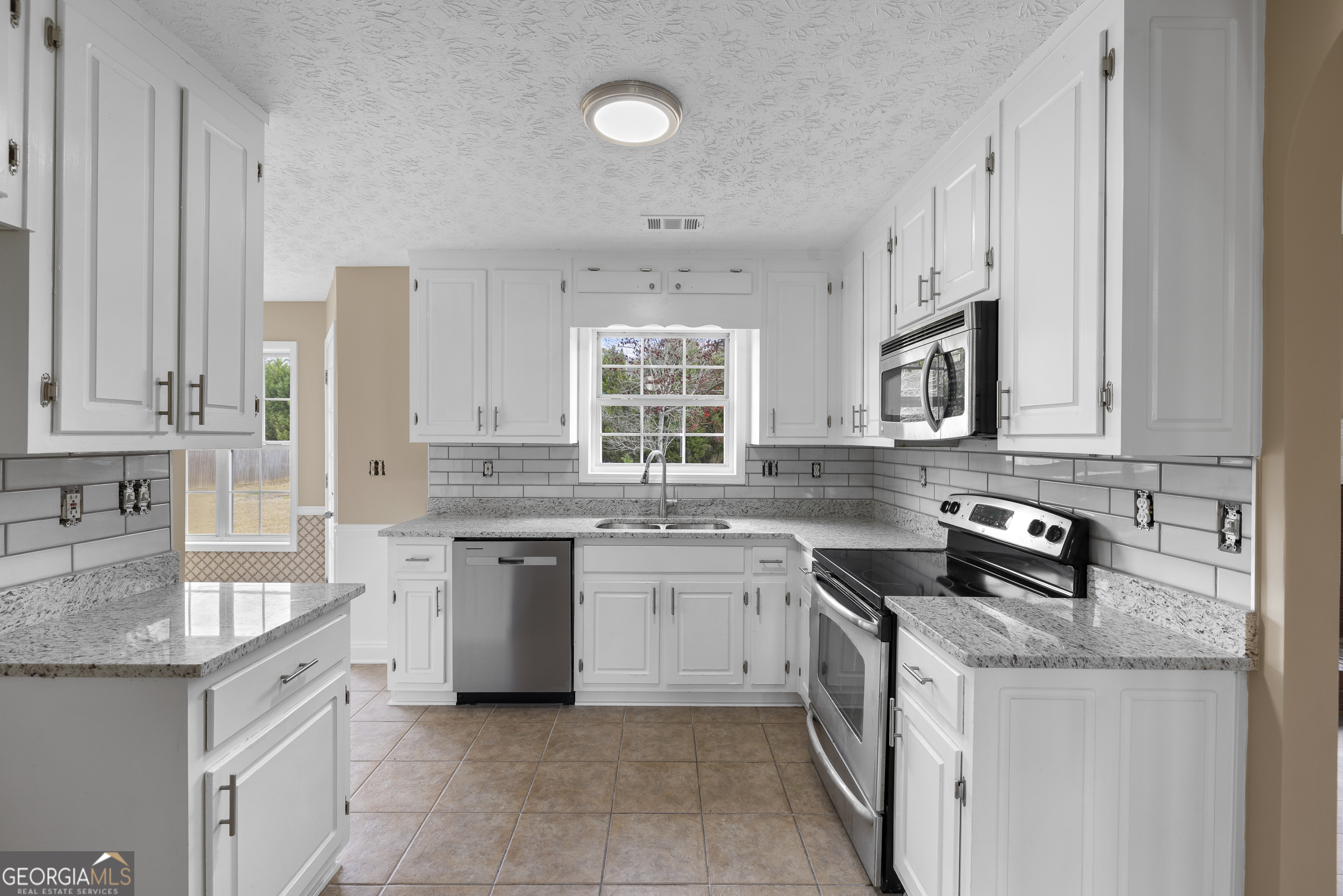 40 Bermuda Circle Property Photo 19