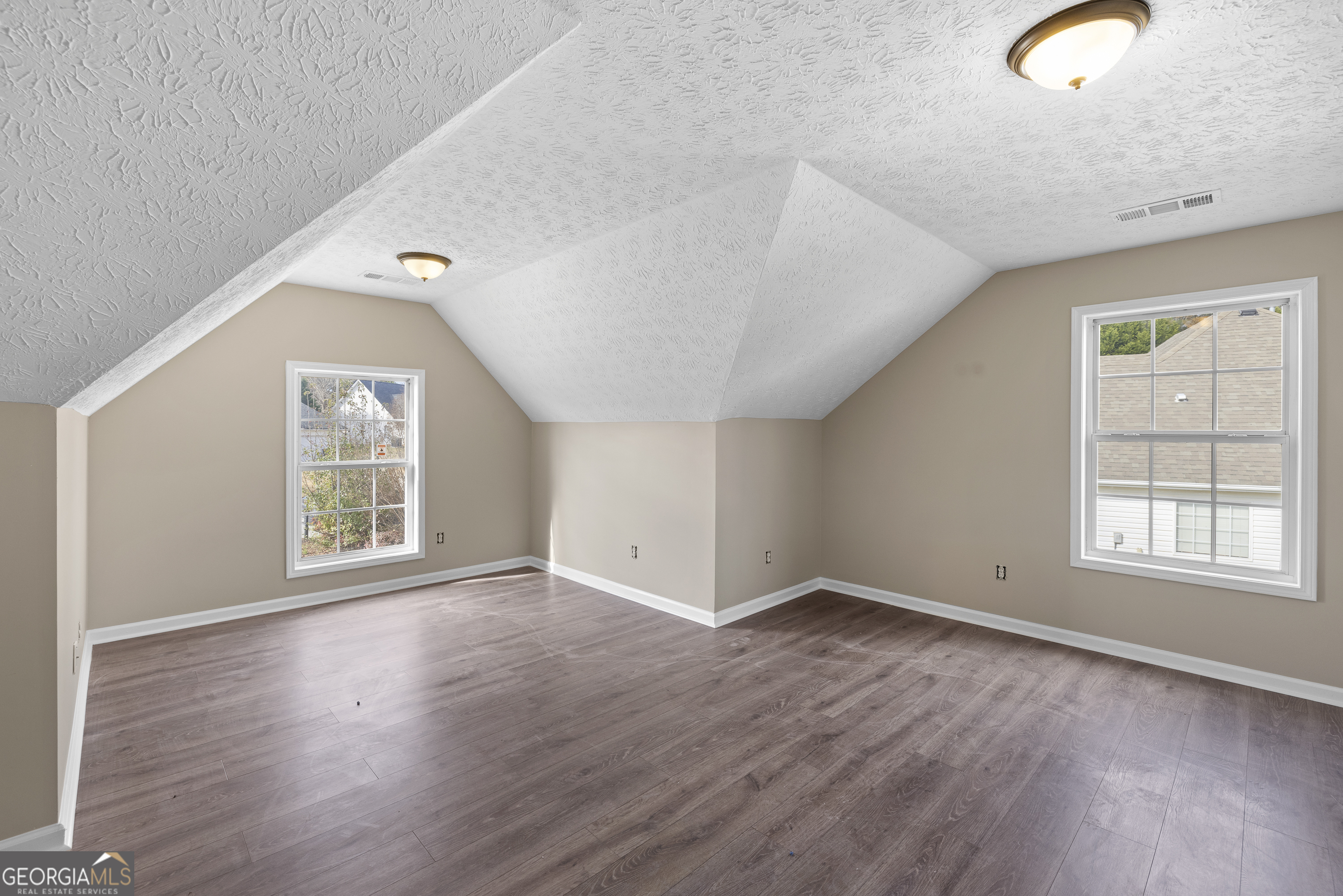 40 Bermuda Circle Property Photo 26