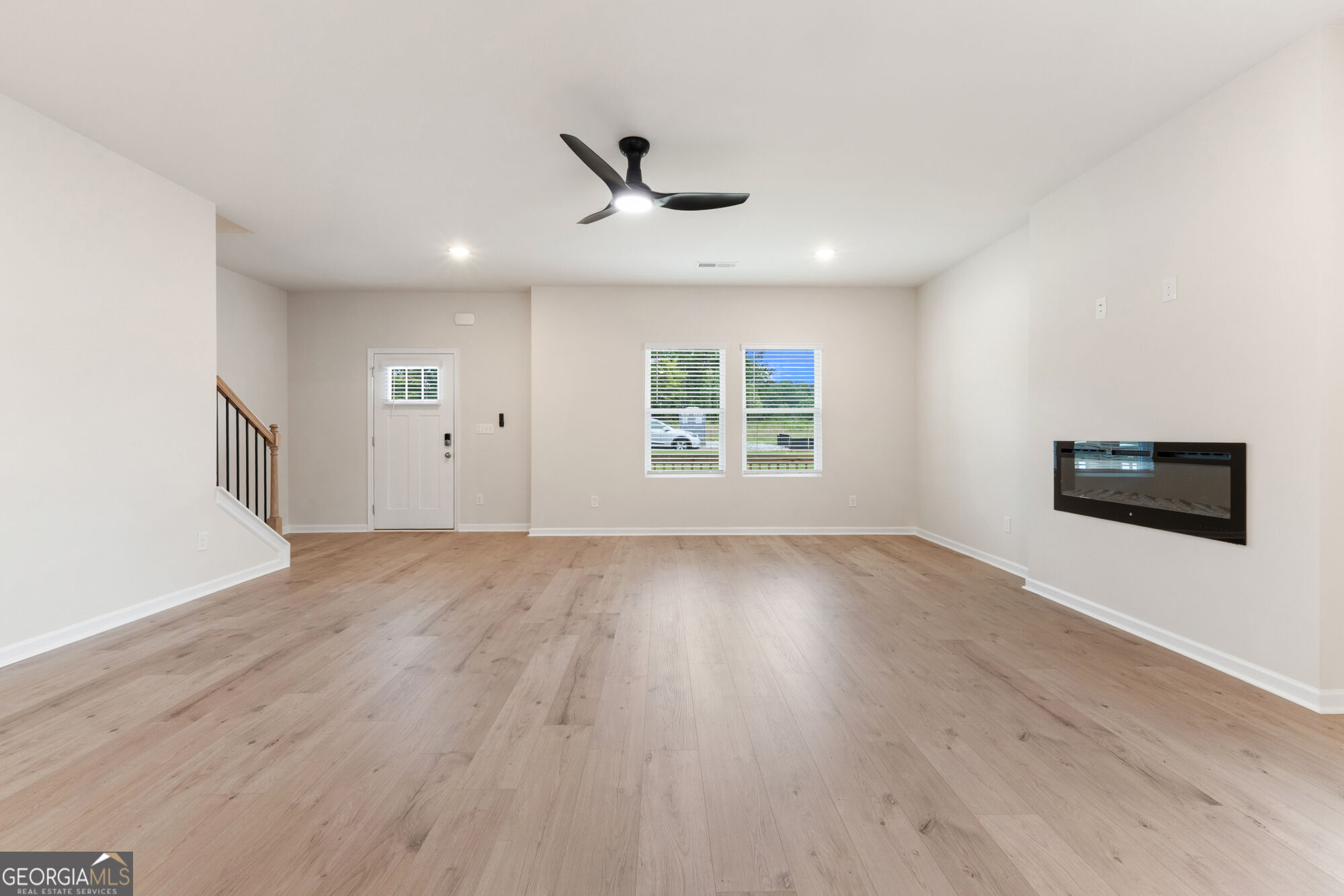 148 Post Oak # 139 Property Photo 6