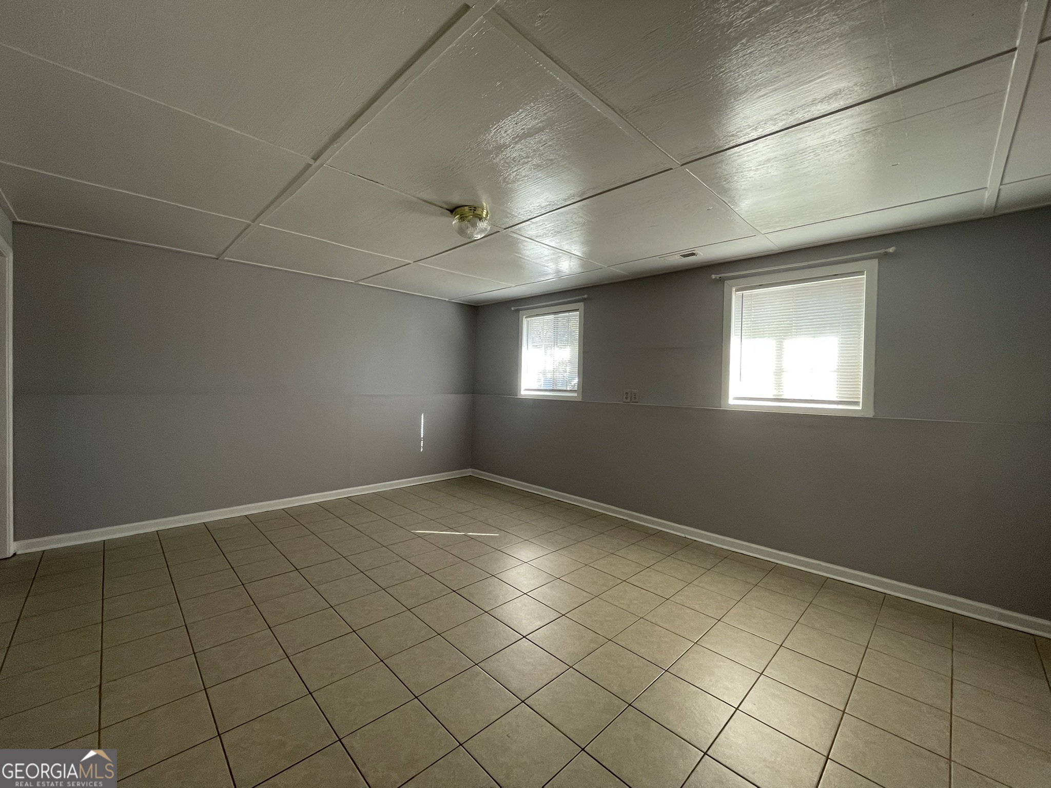1001 Traymore Drive Property Photo 11