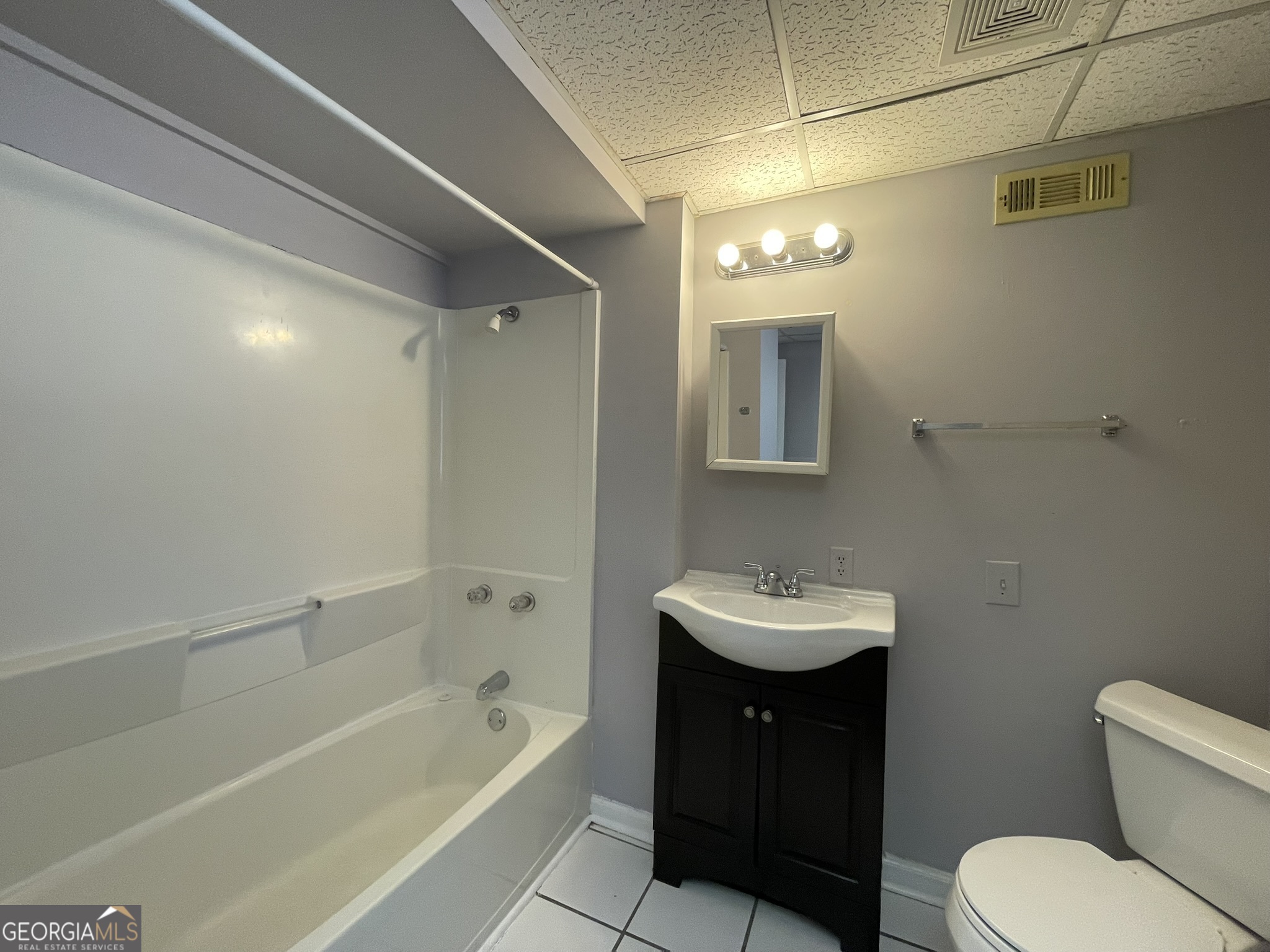 1001 Traymore Drive Property Photo 13