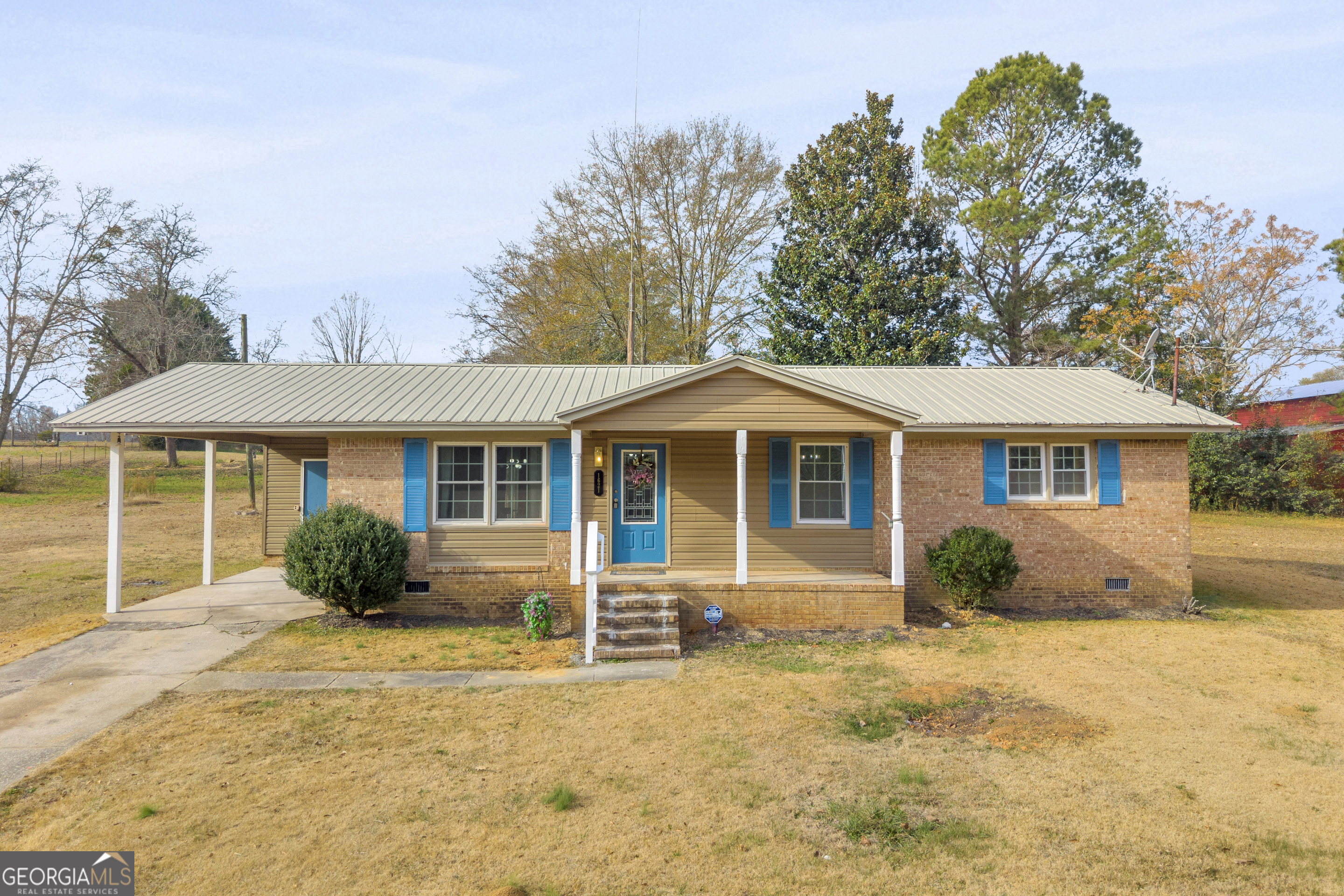 1621 Dickerson Road Property Photo 1