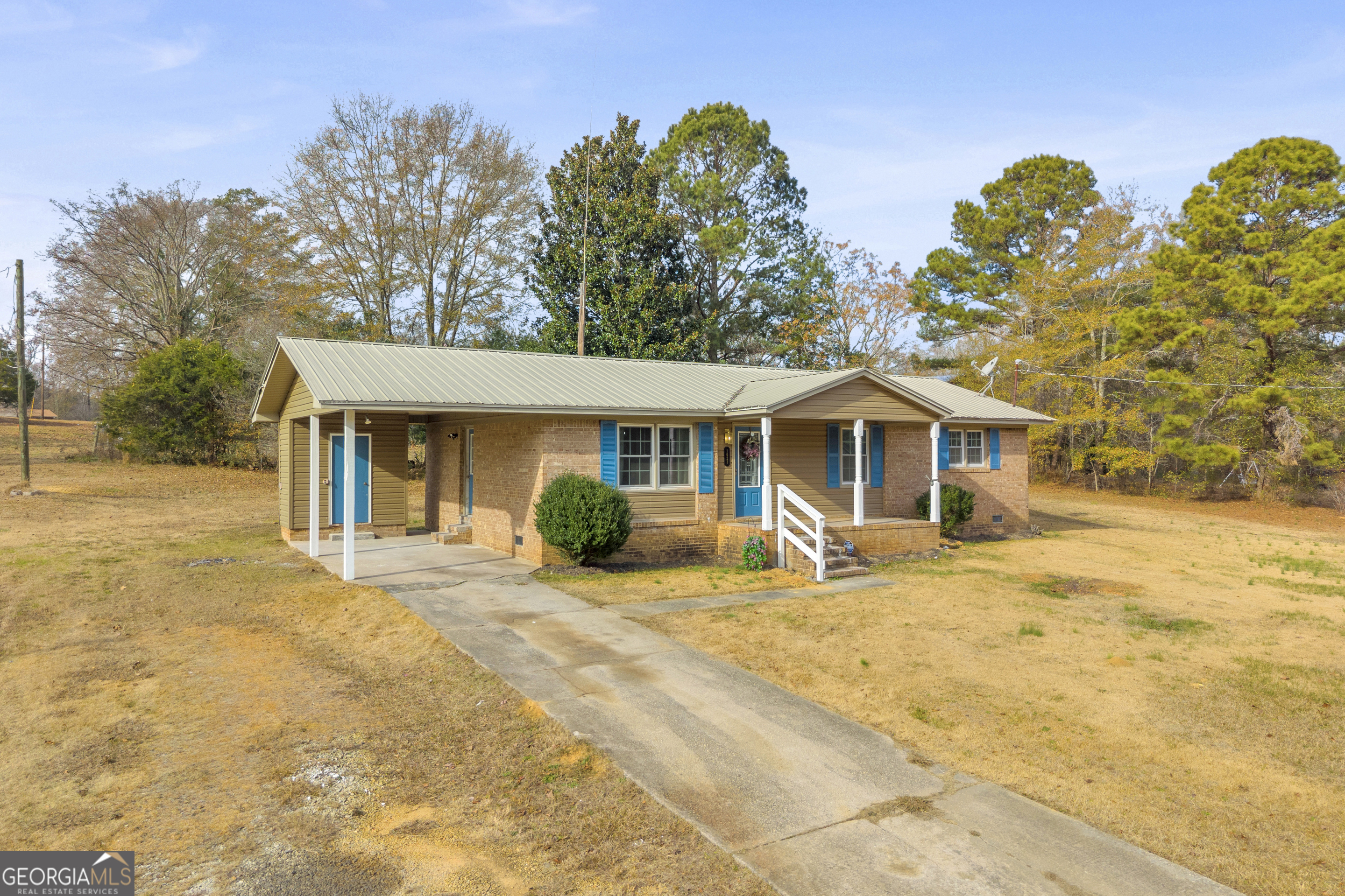 1621 Dickerson Road Property Photo 3