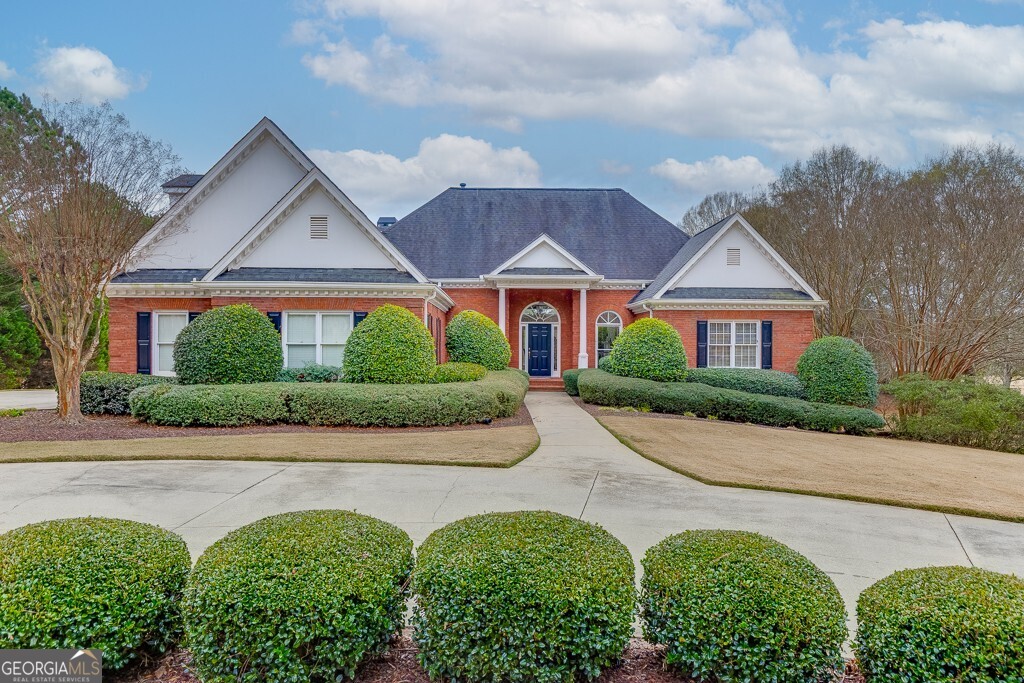 5685 Golf Club Drive Property Photo 1