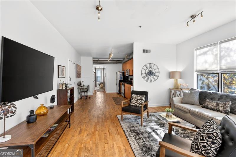 238 Walker Street Sw # 23 Property Photo 12