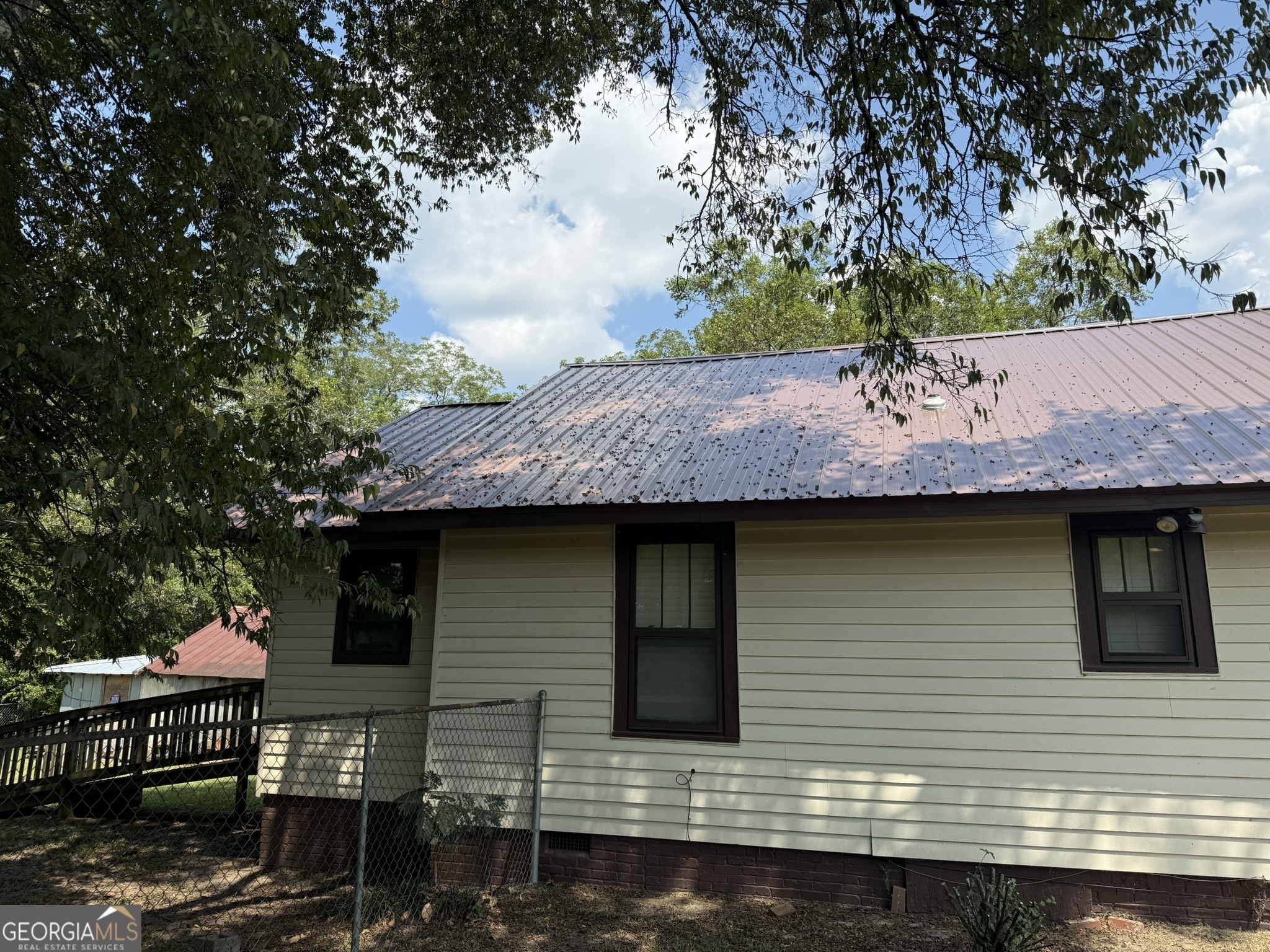 3020 Millerfield Road Property Photo 5
