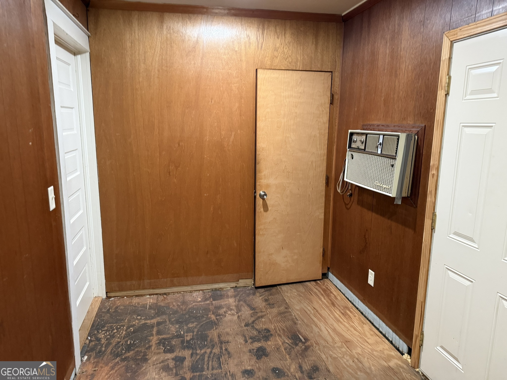 3020 Millerfield Road Property Photo 14