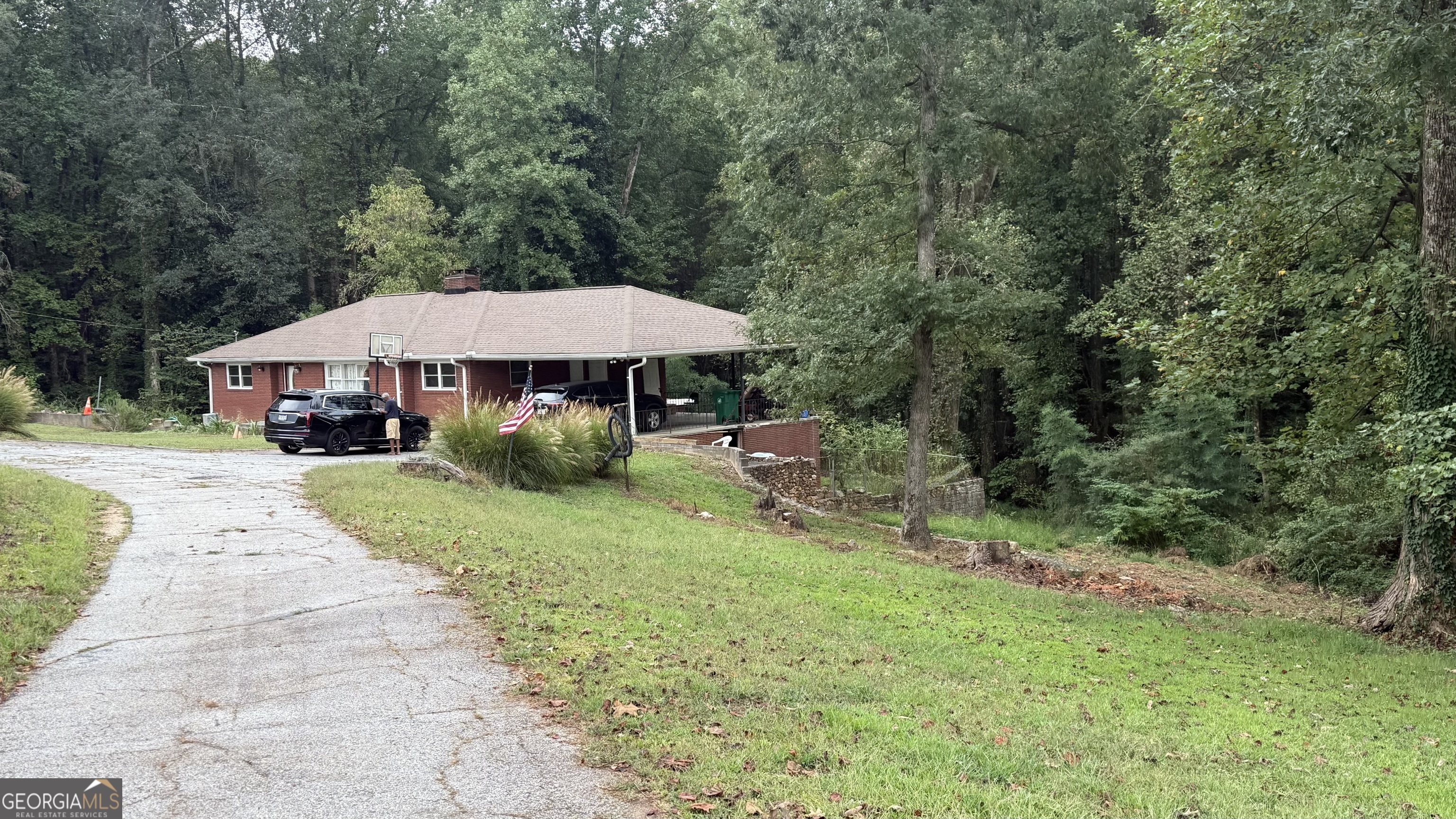 5165 Thompson Mill Road Property Photo 3