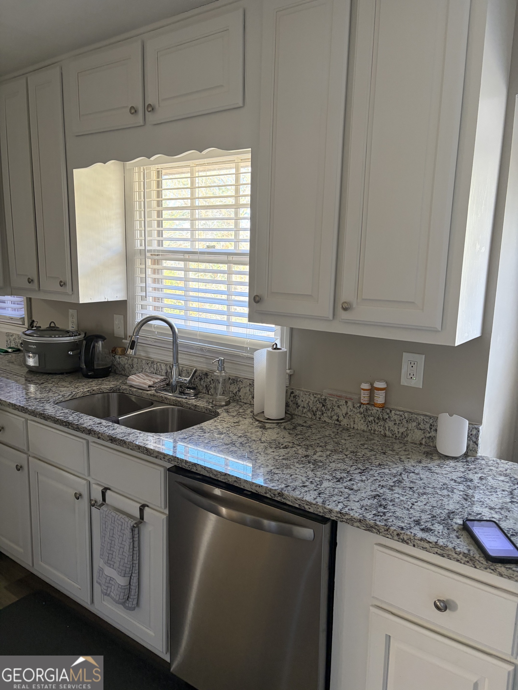 1056 Waterside Drive Se Property Photo 8