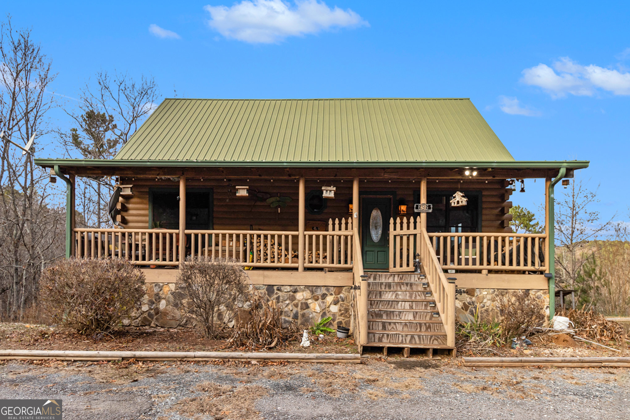 696 Railey Ridge Ne Property Photo 1
