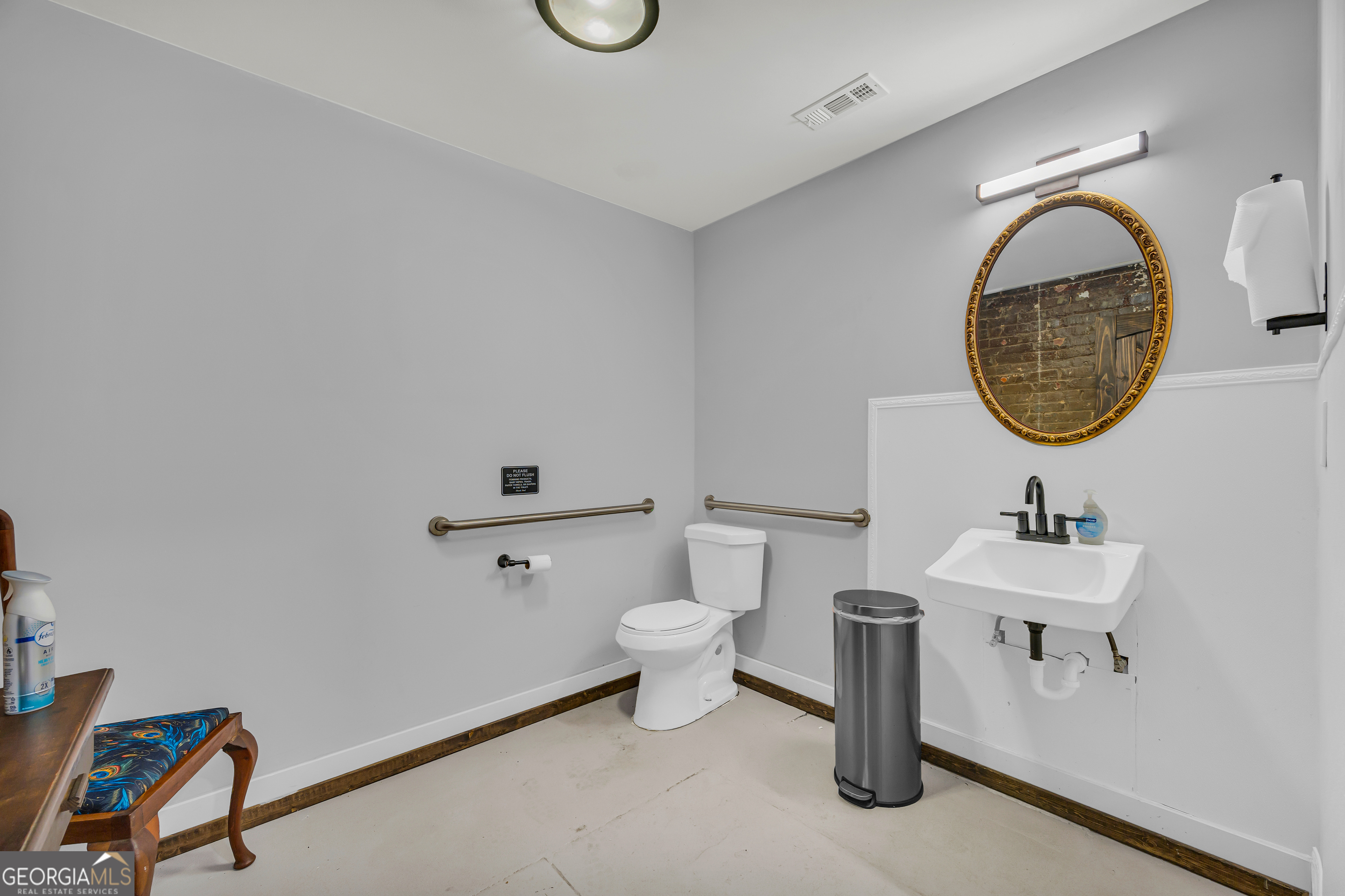 1642 S Broad Street Property Photo 25