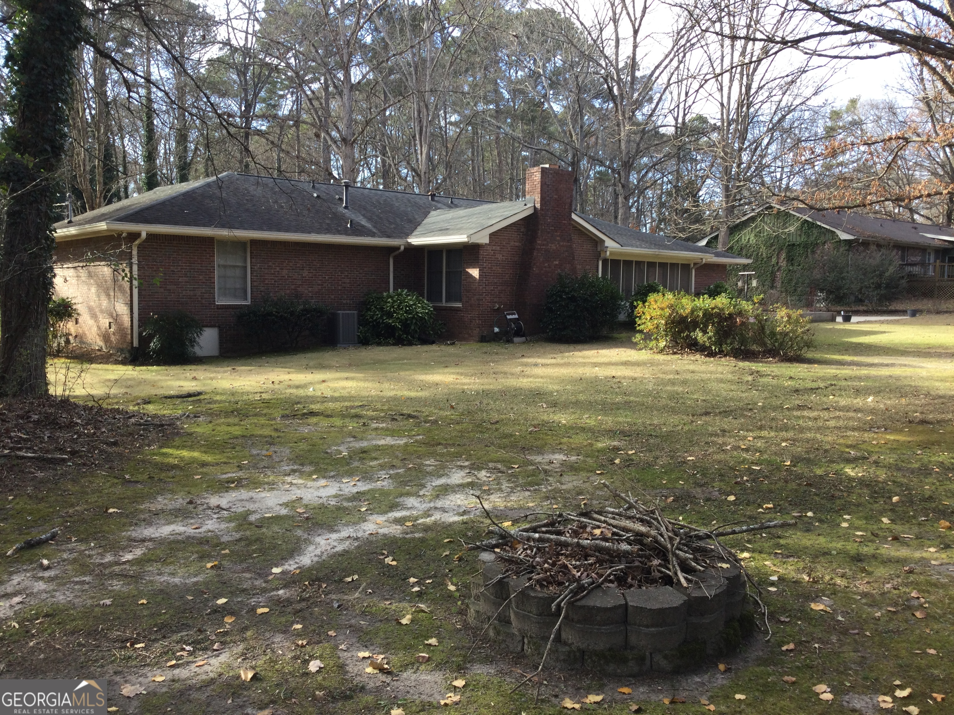 1368 Branchwood Drive Property Photo 4