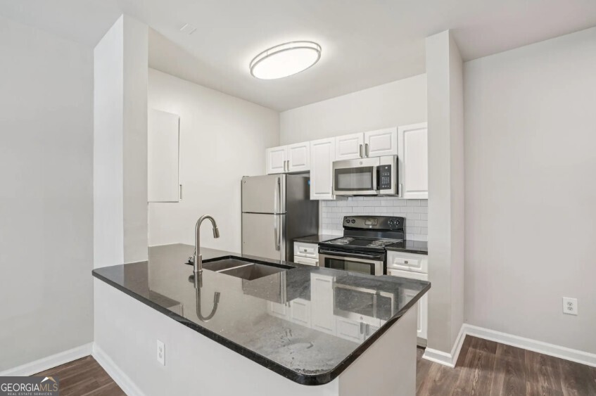 405 Phillip Boulevard # 223 Property Photo 8