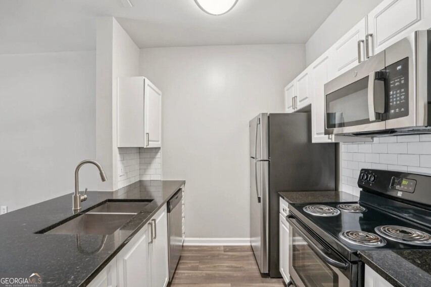 405 Phillip Boulevard # 223 Property Photo 9