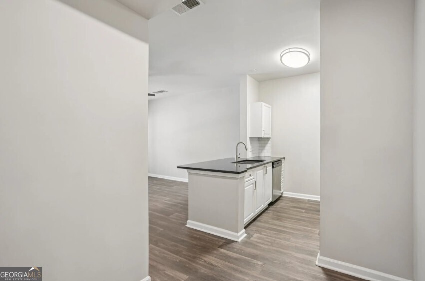 405 Phillip Boulevard # 223 Property Photo 21