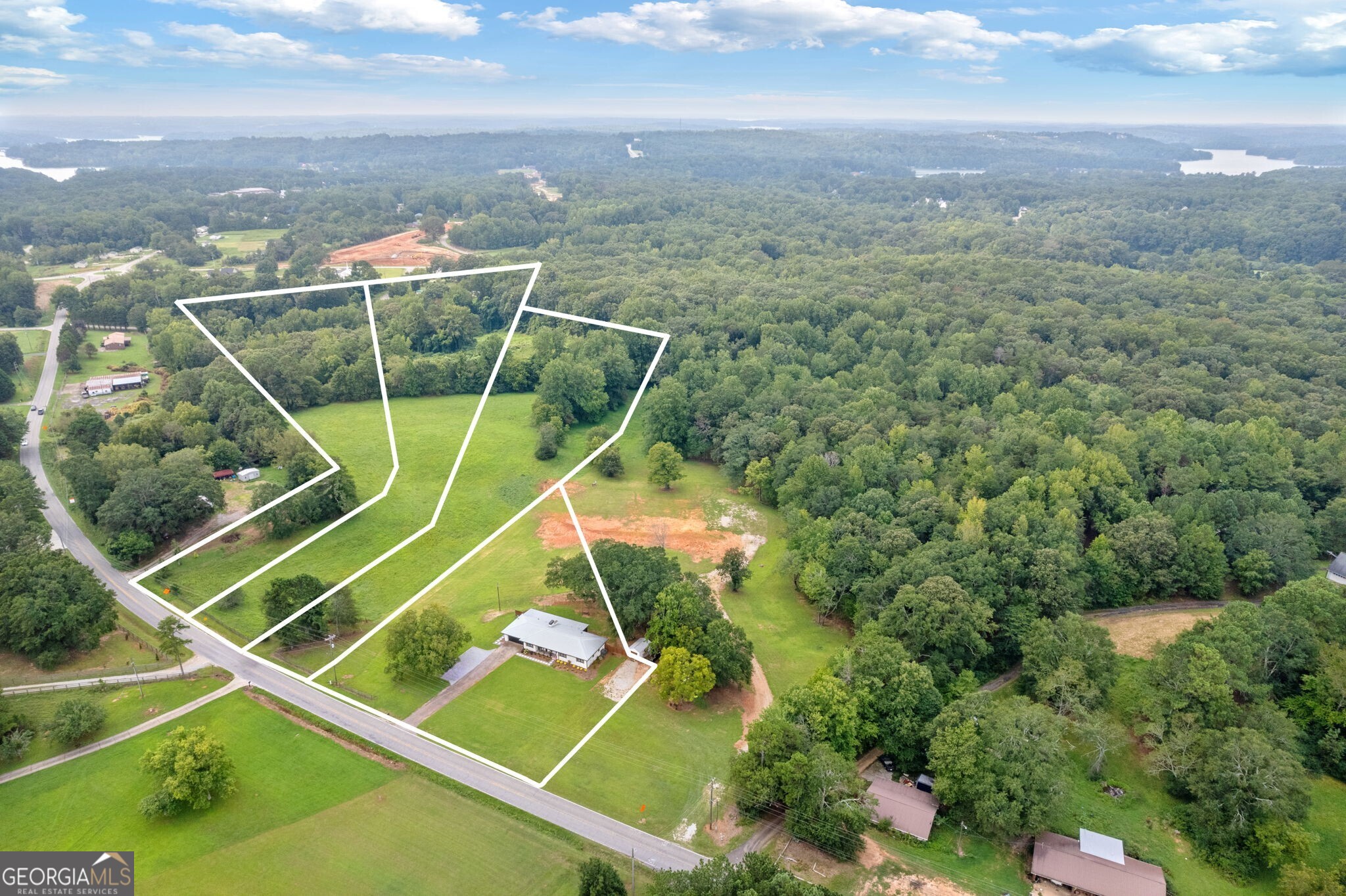 4183 Sardis Road Property Photo 1