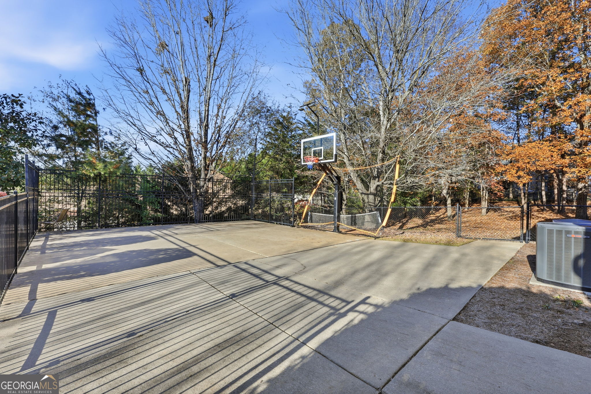2650 Waters Edge Drive Property Photo 8