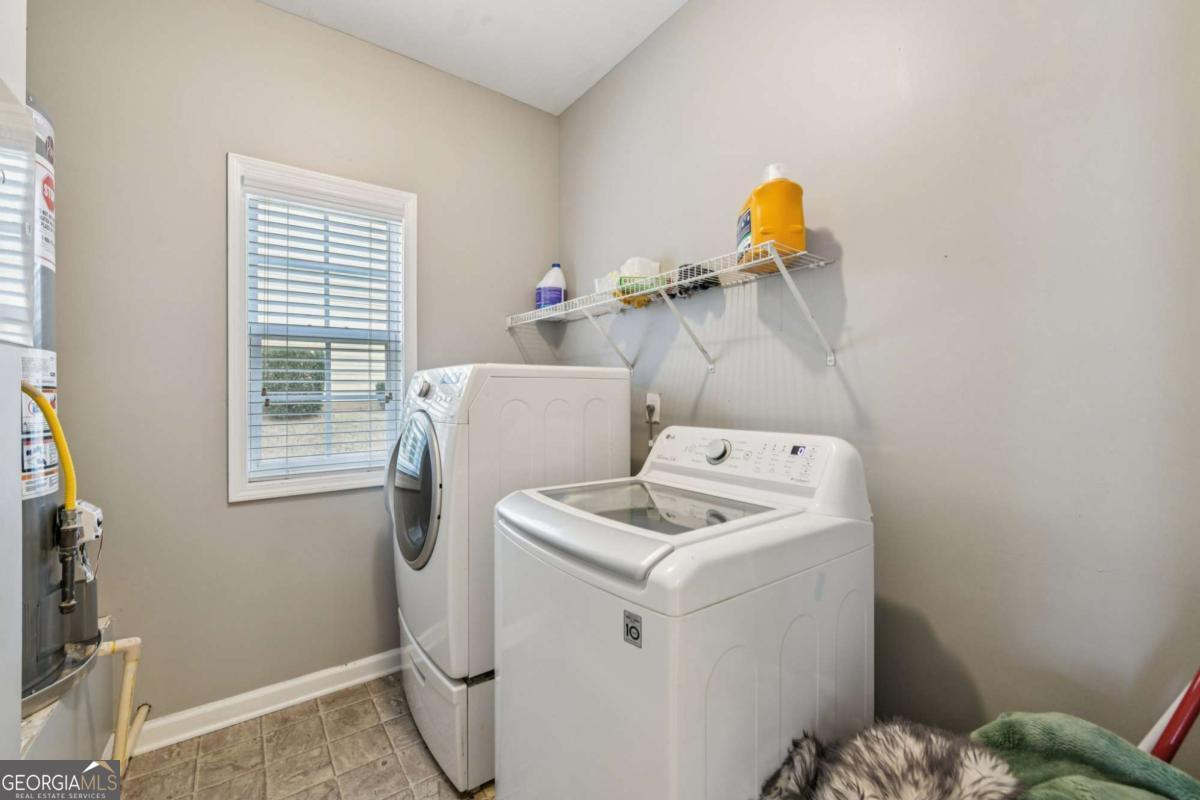 2393 Shady Maple Lane Property Photo 12