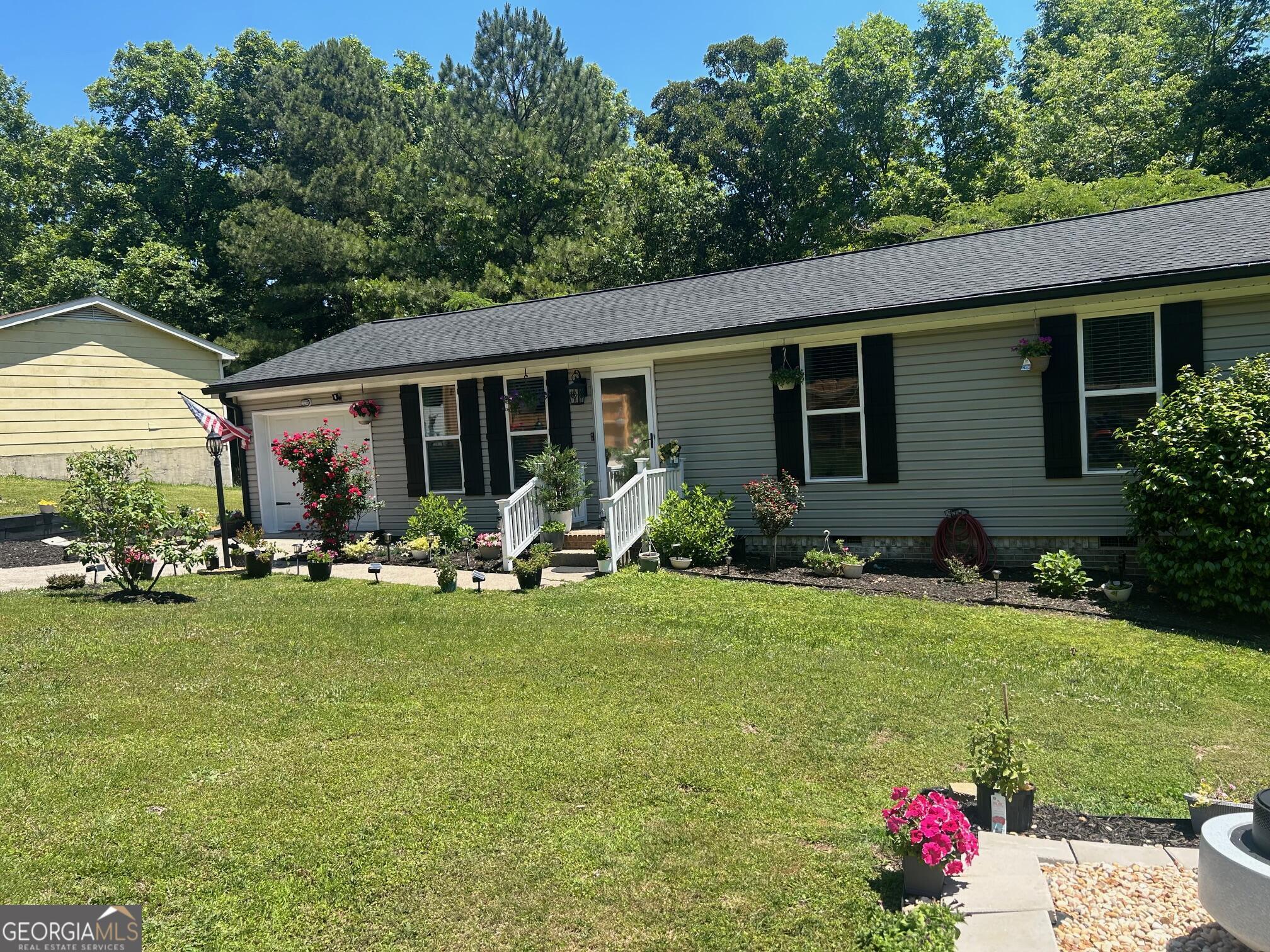 391 Oak Tree Road Property Photo 5