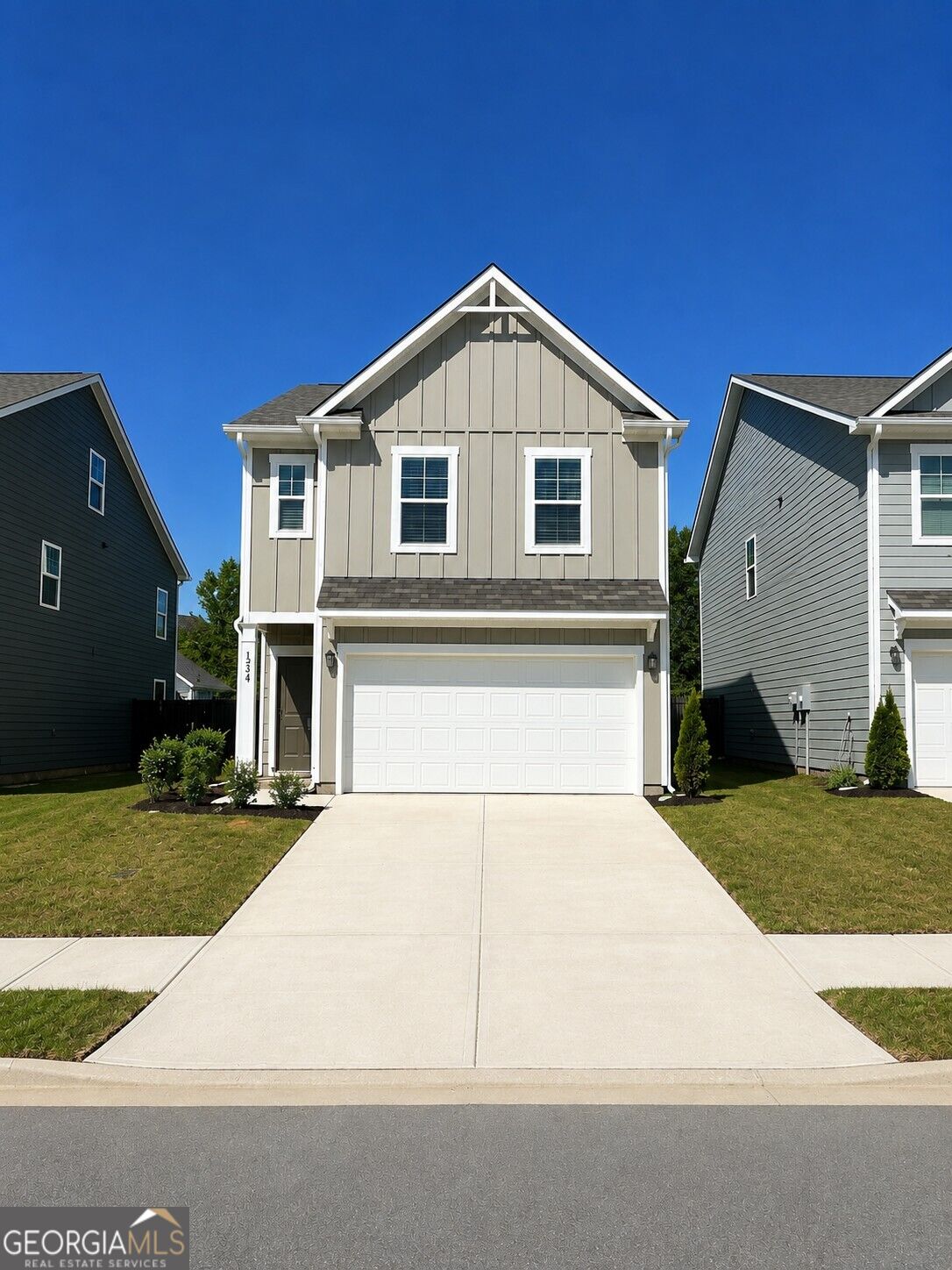 1264 Meadowbrook Drive Property Photo 1