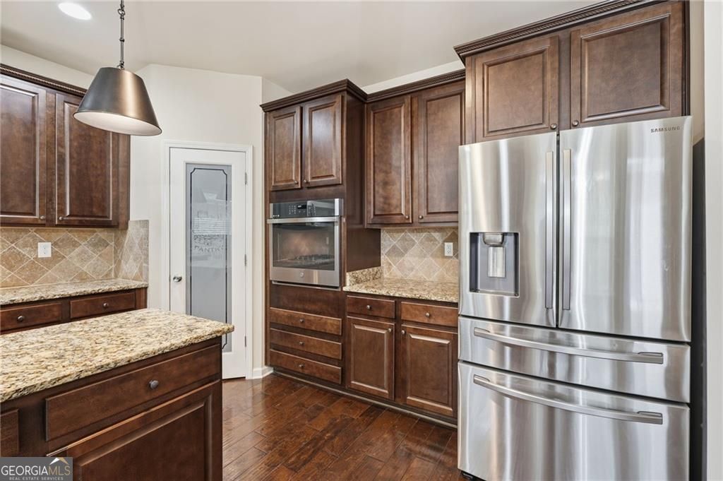 12090 Centerra Drive Property Photo 10