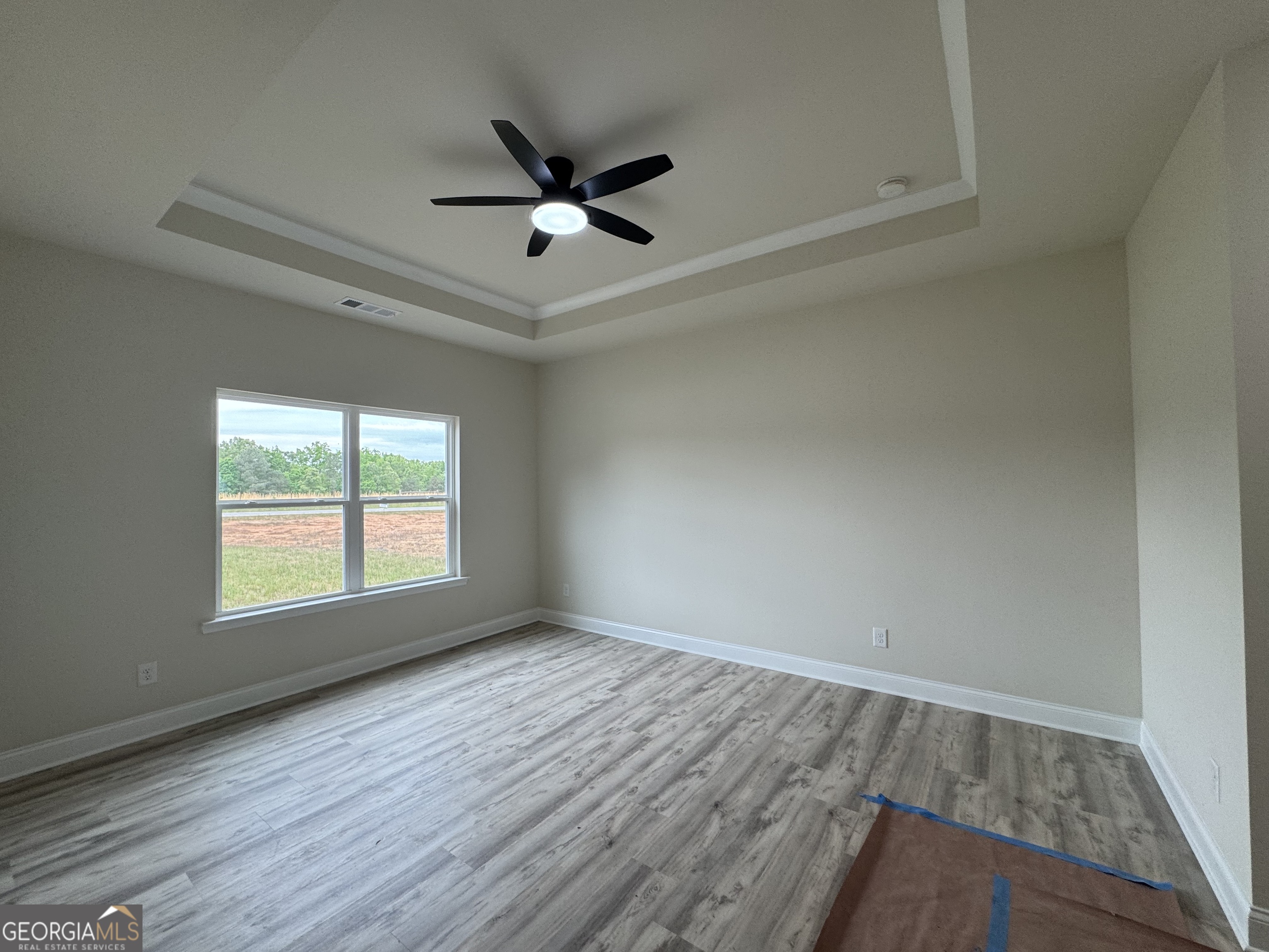 2089 N Hicks Road Property Photo 11