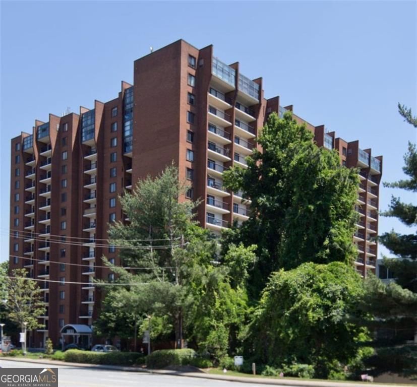 3833 Peachtree Road Ne # 1111 Property Photo 2