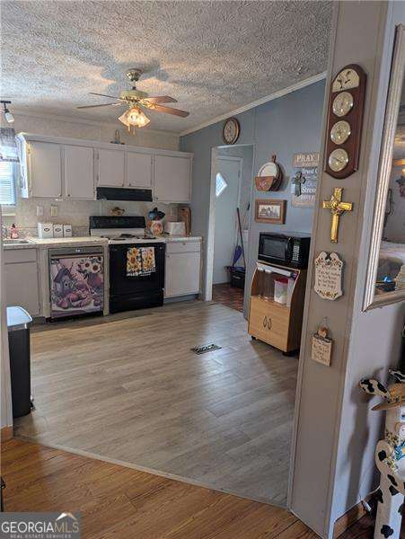 330 Davidson Road Property Photo 5