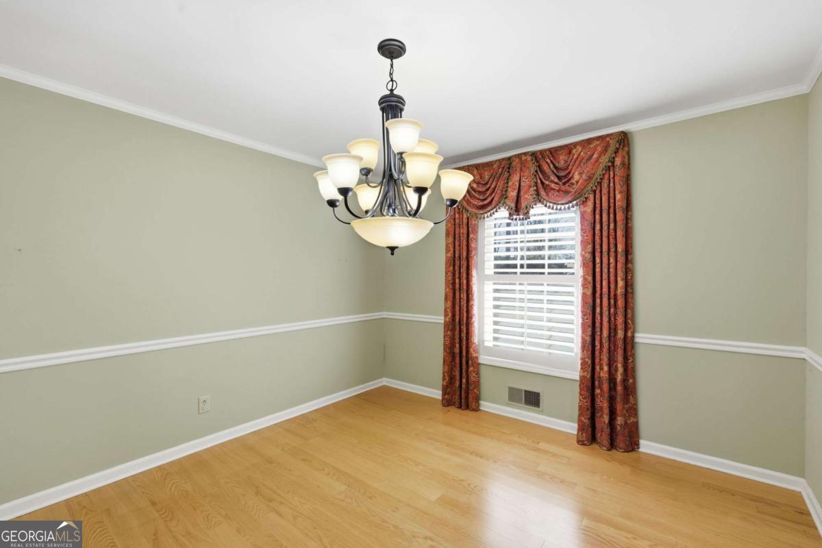 2224 Colonial Drive Property Photo 8
