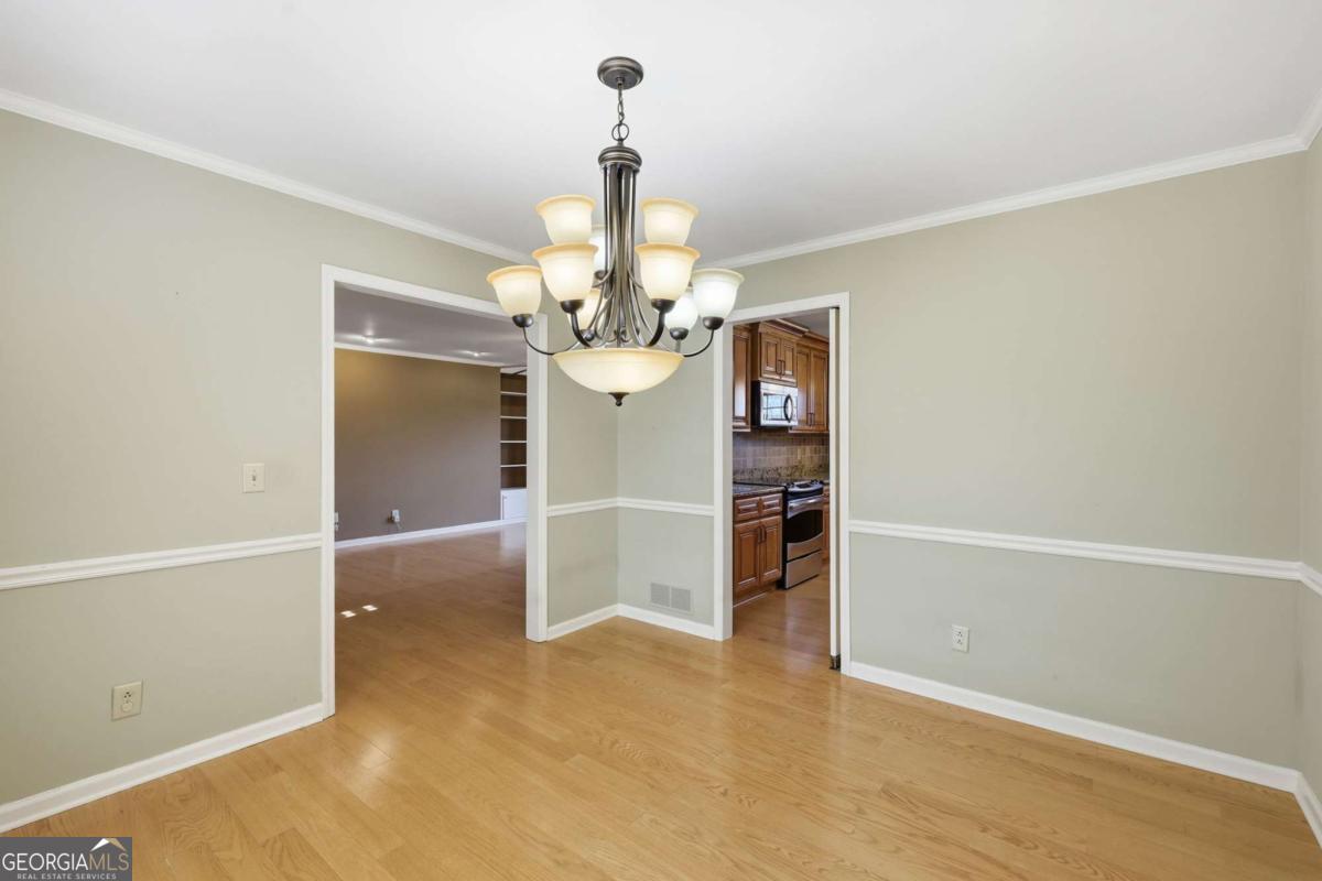 2224 Colonial Drive Property Photo 10