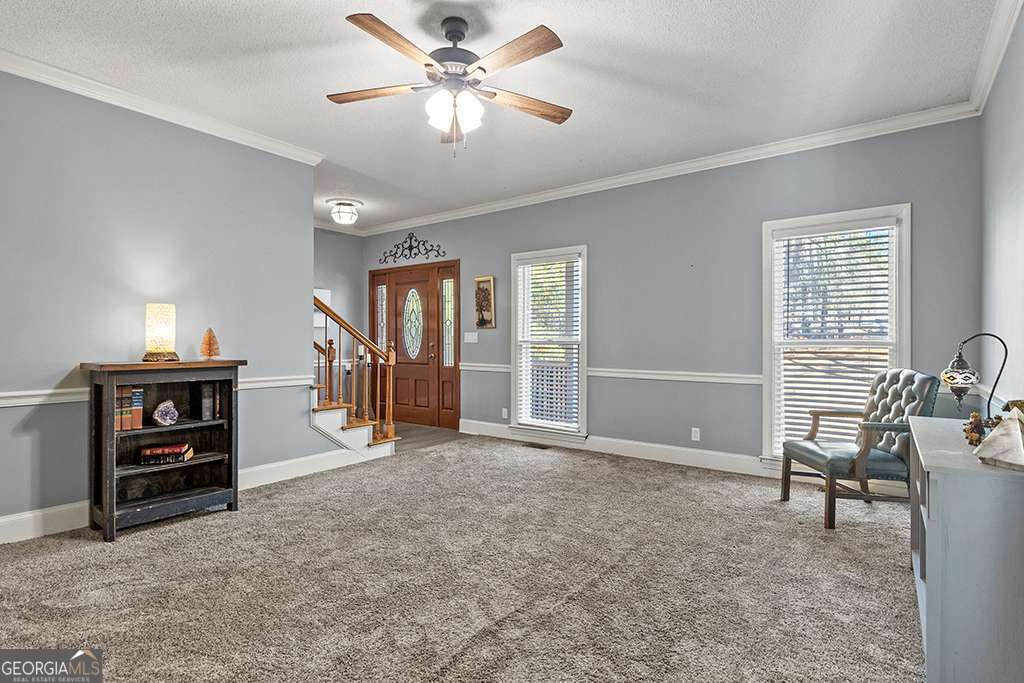 138 Dumbarton Drive Property Photo 6