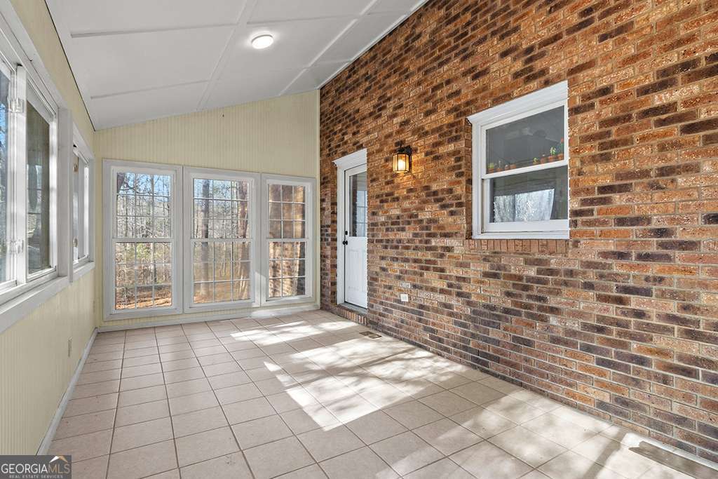138 Dumbarton Drive Property Photo 17