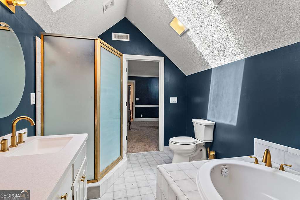 138 Dumbarton Drive Property Photo 23