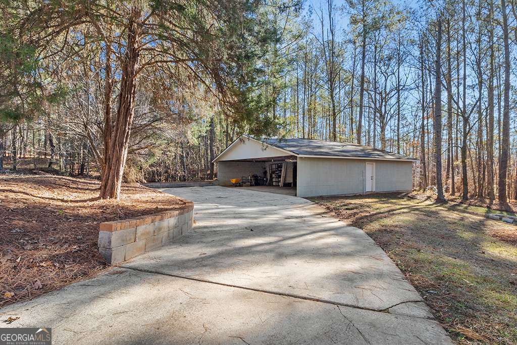 138 Dumbarton Drive Property Photo 40