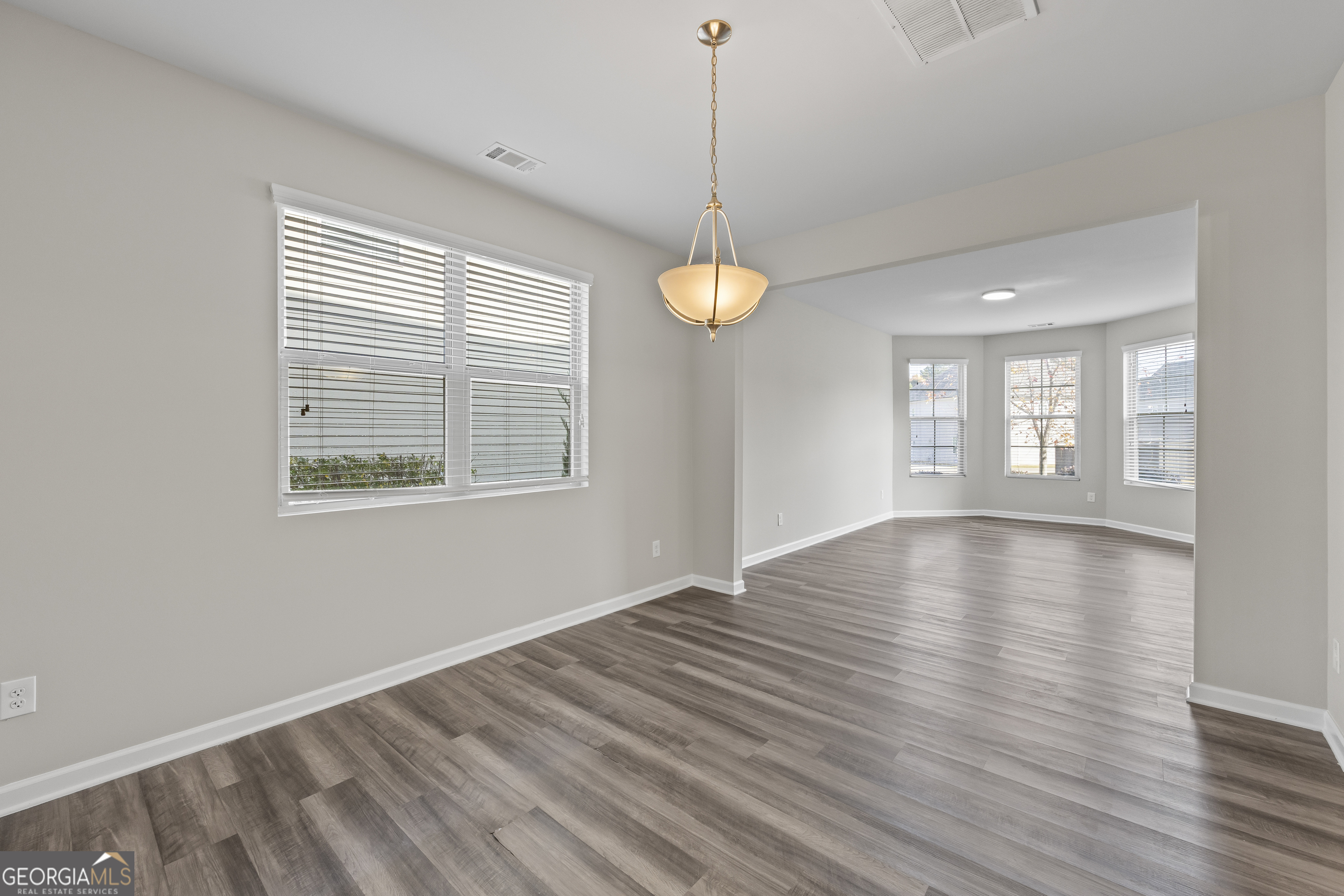 30 Fanleaf Drive Property Photo 10