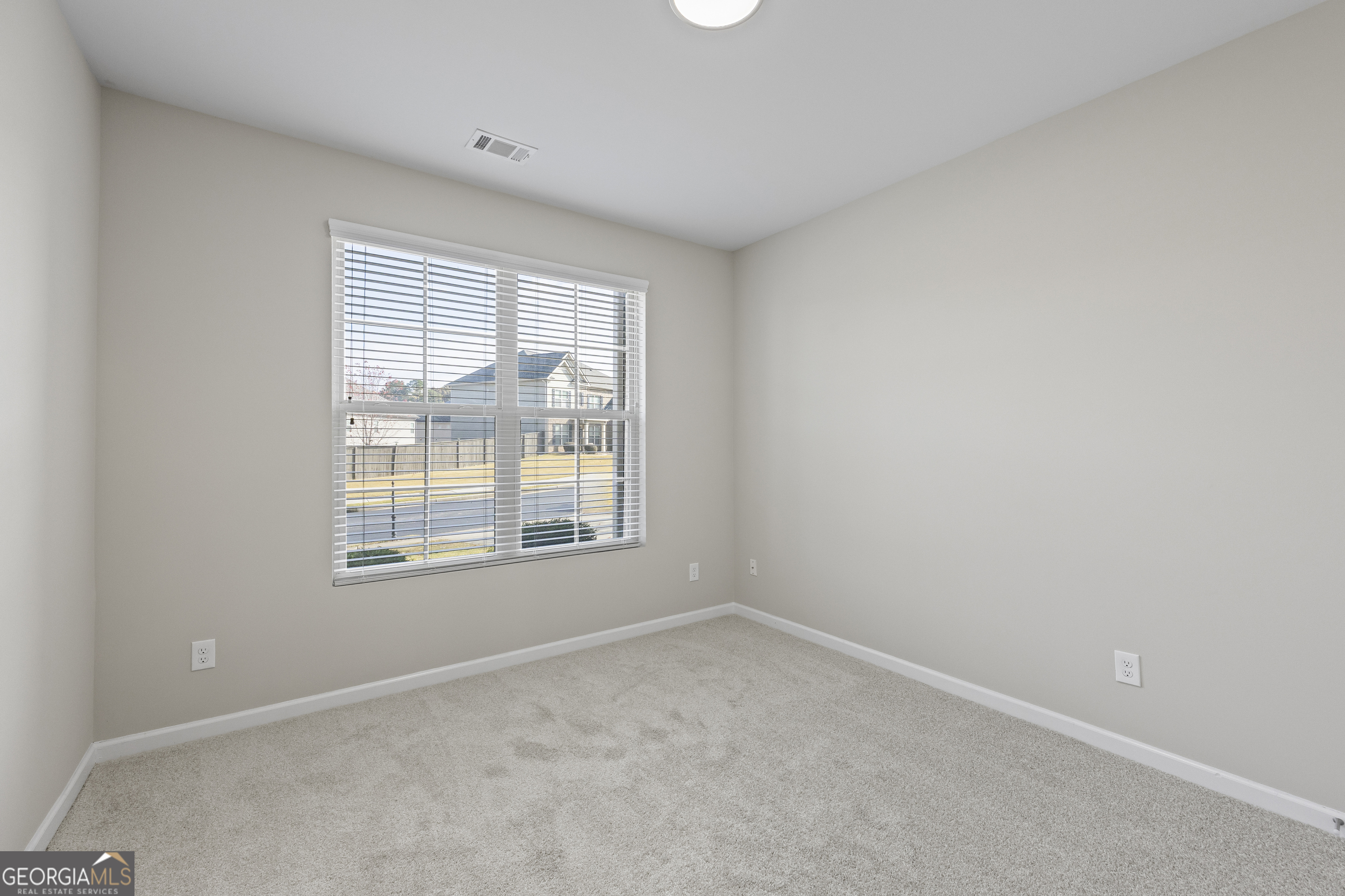 30 Fanleaf Drive Property Photo 11