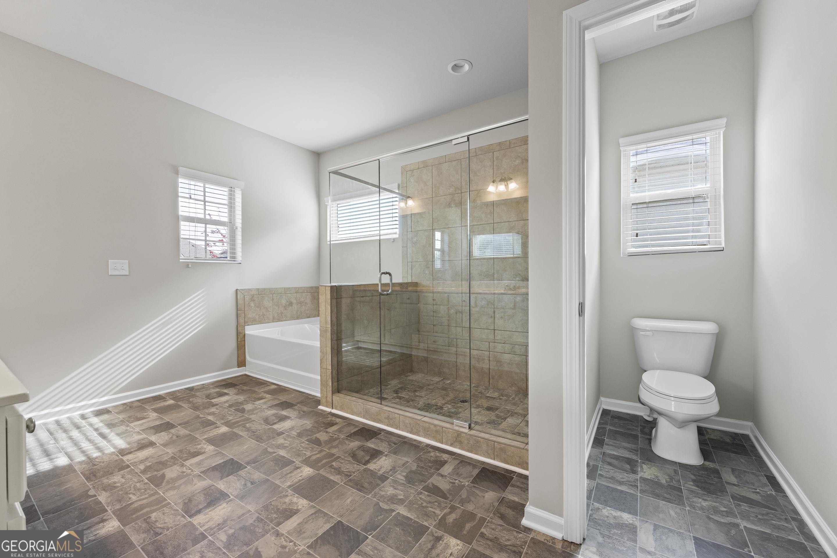 30 Fanleaf Drive Property Photo 55