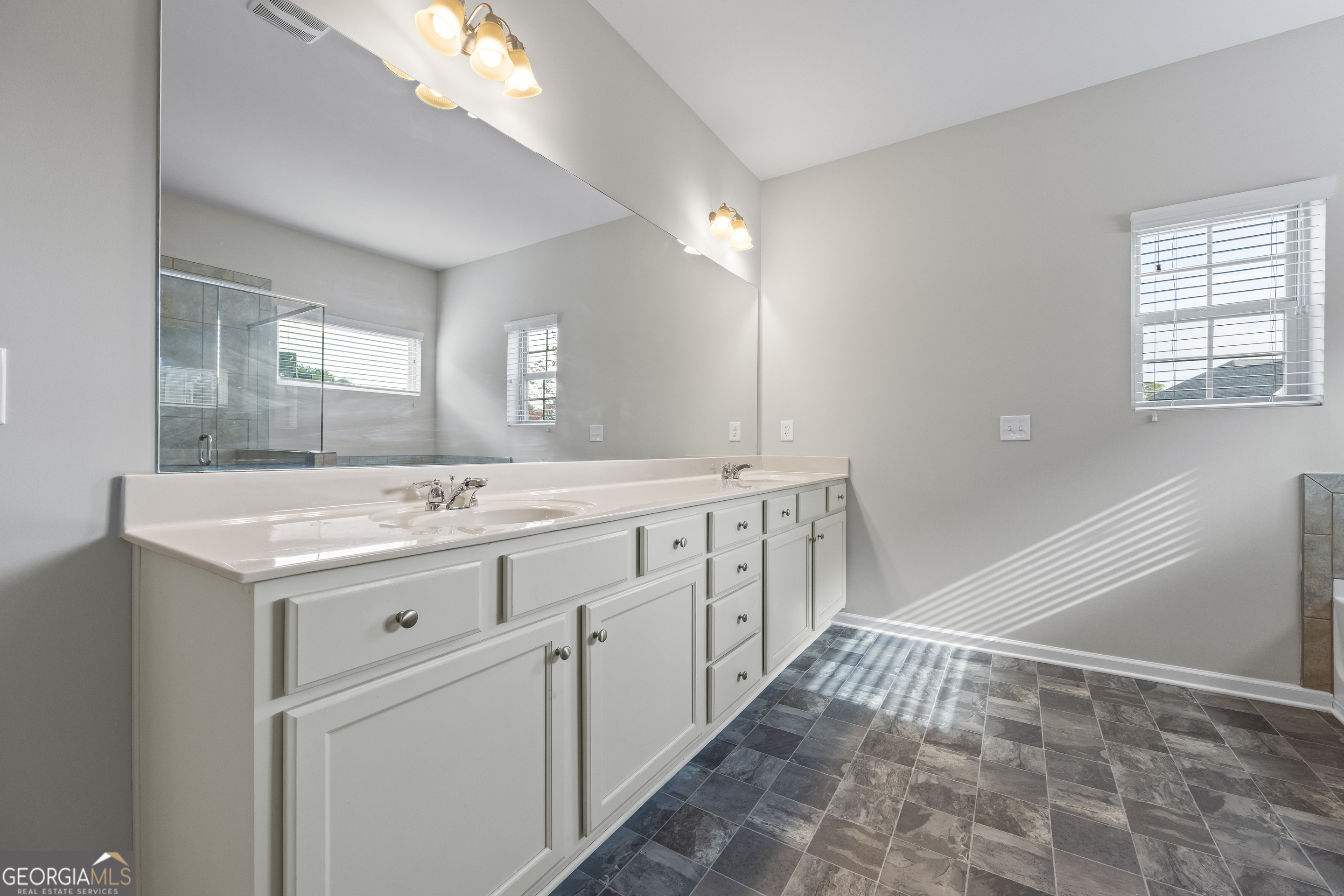 30 Fanleaf Drive Property Photo 56