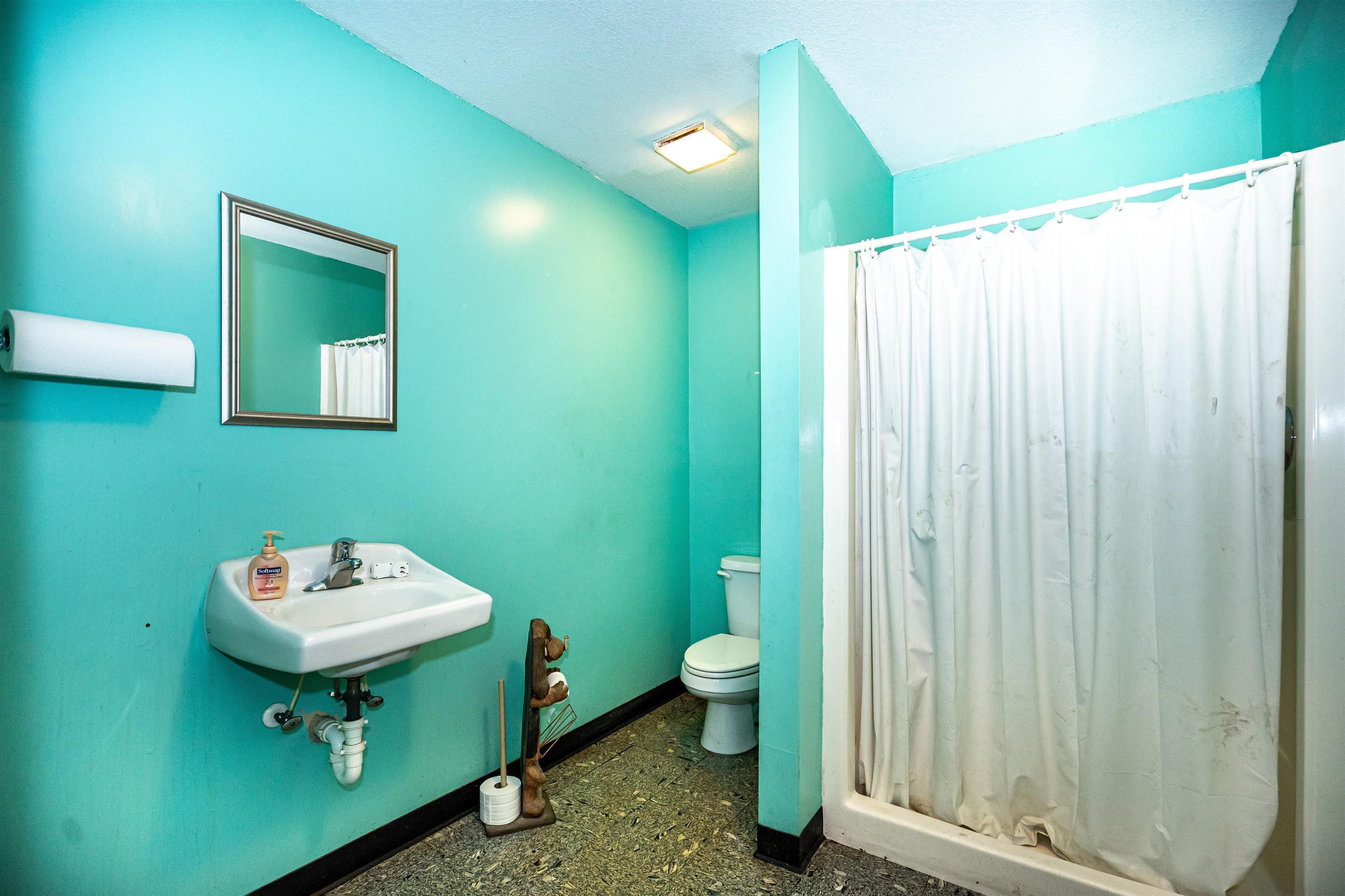 1201 Hogansville Road Property Photo 14