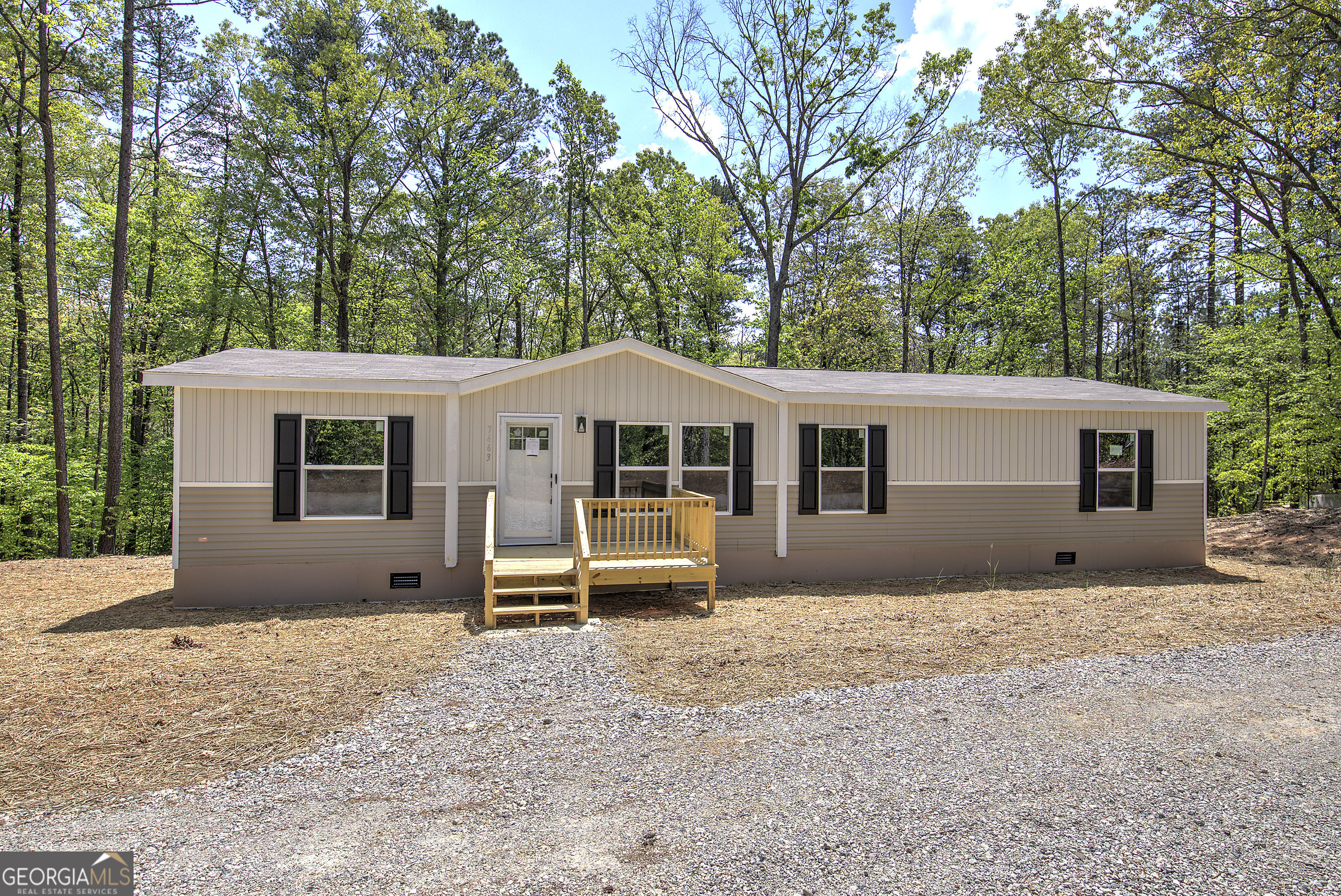 7463 Yukon Road Property Photo 1
