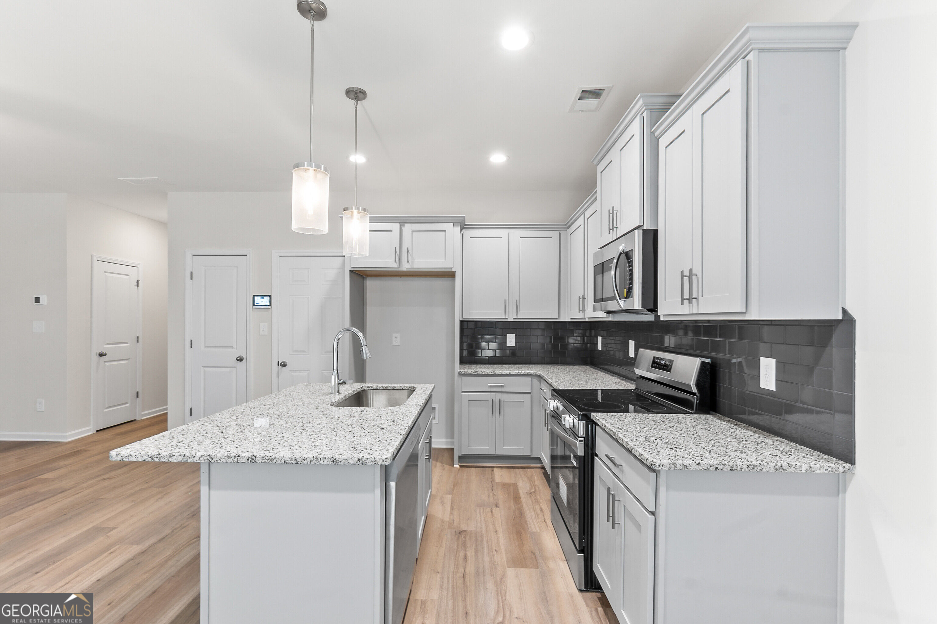 1034 Sun Valley Court # C56 Property Photo 23
