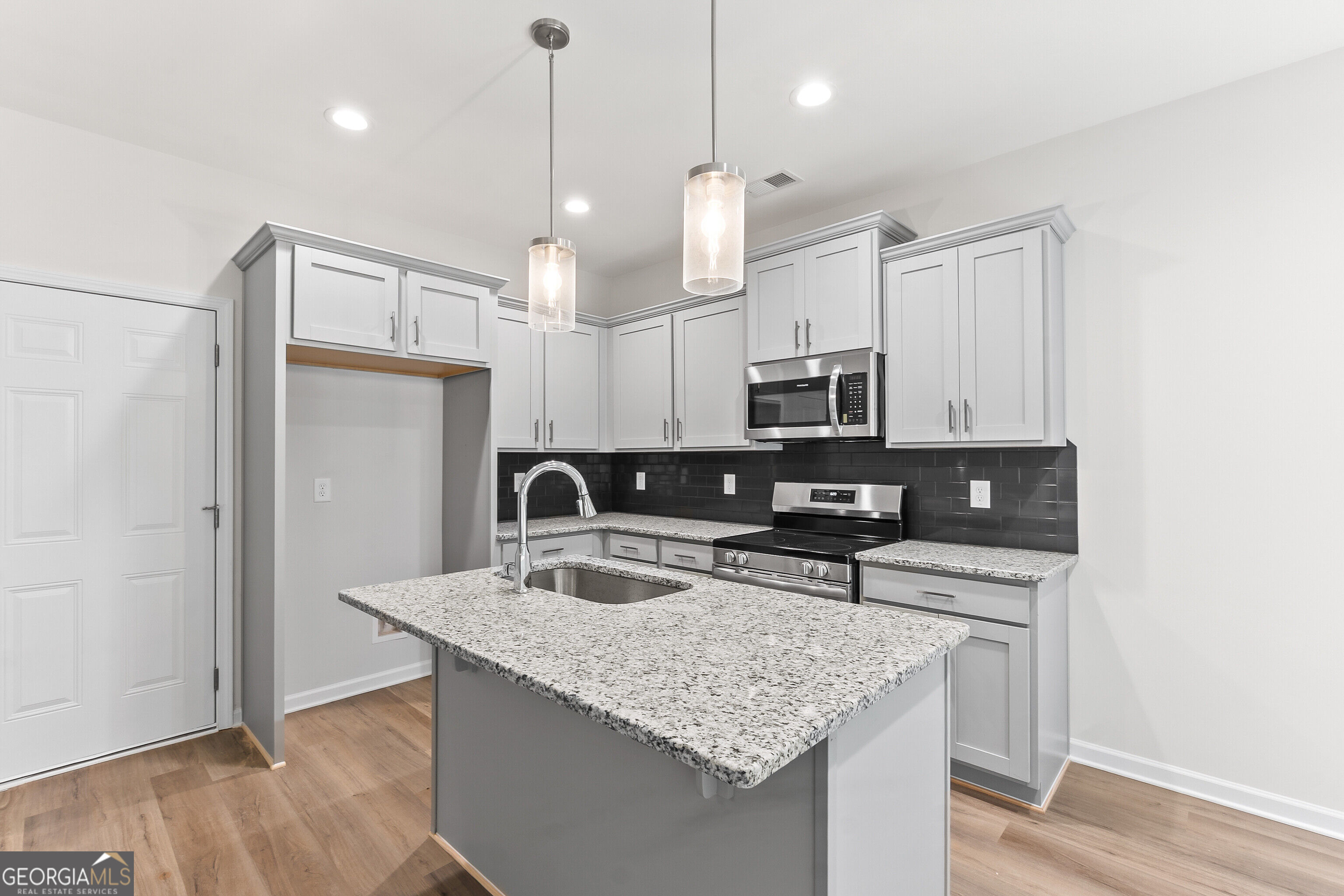 1034 Sun Valley Court # C56 Property Photo 24